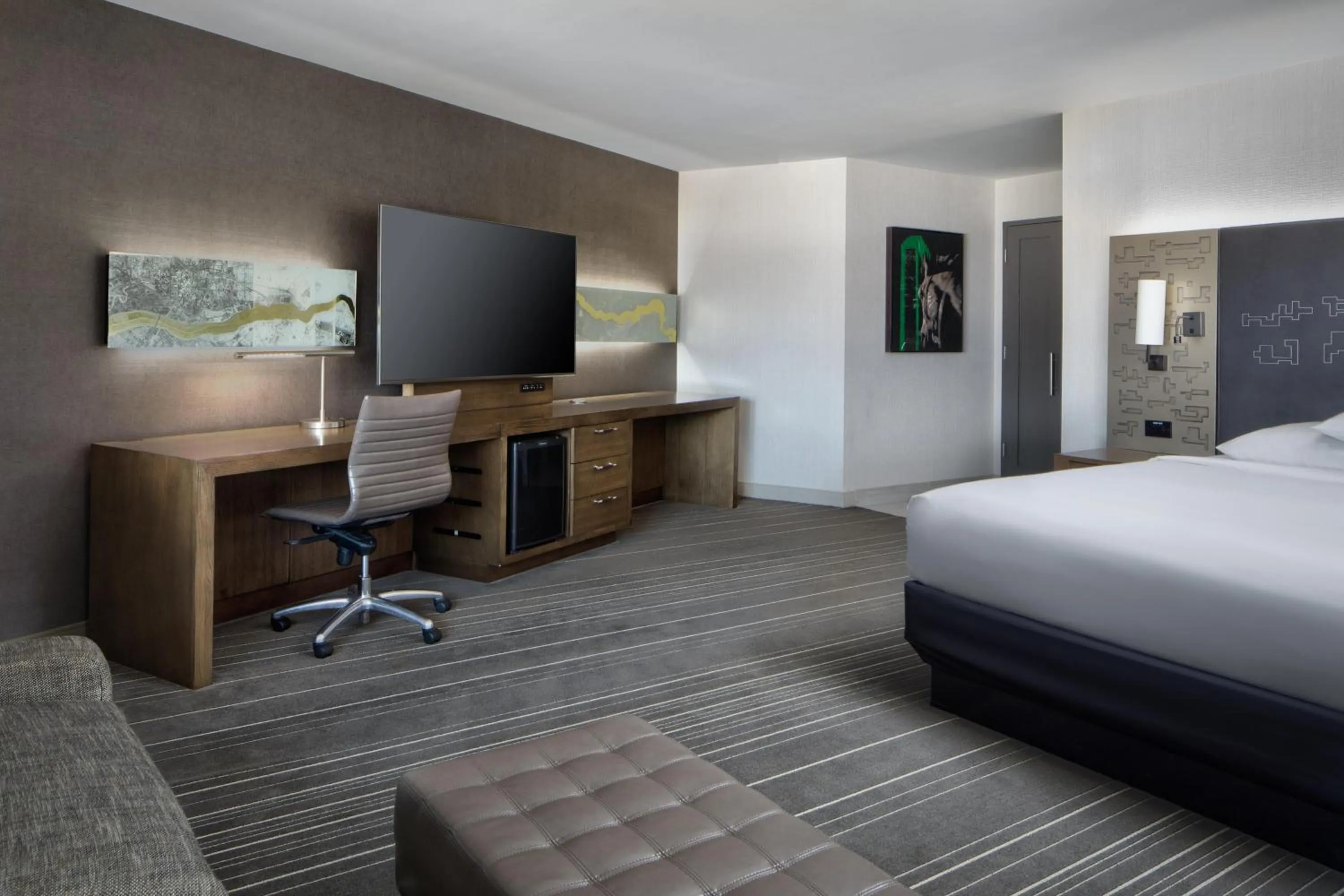 Bedroom, Bed in Hyatt Regency Dallas