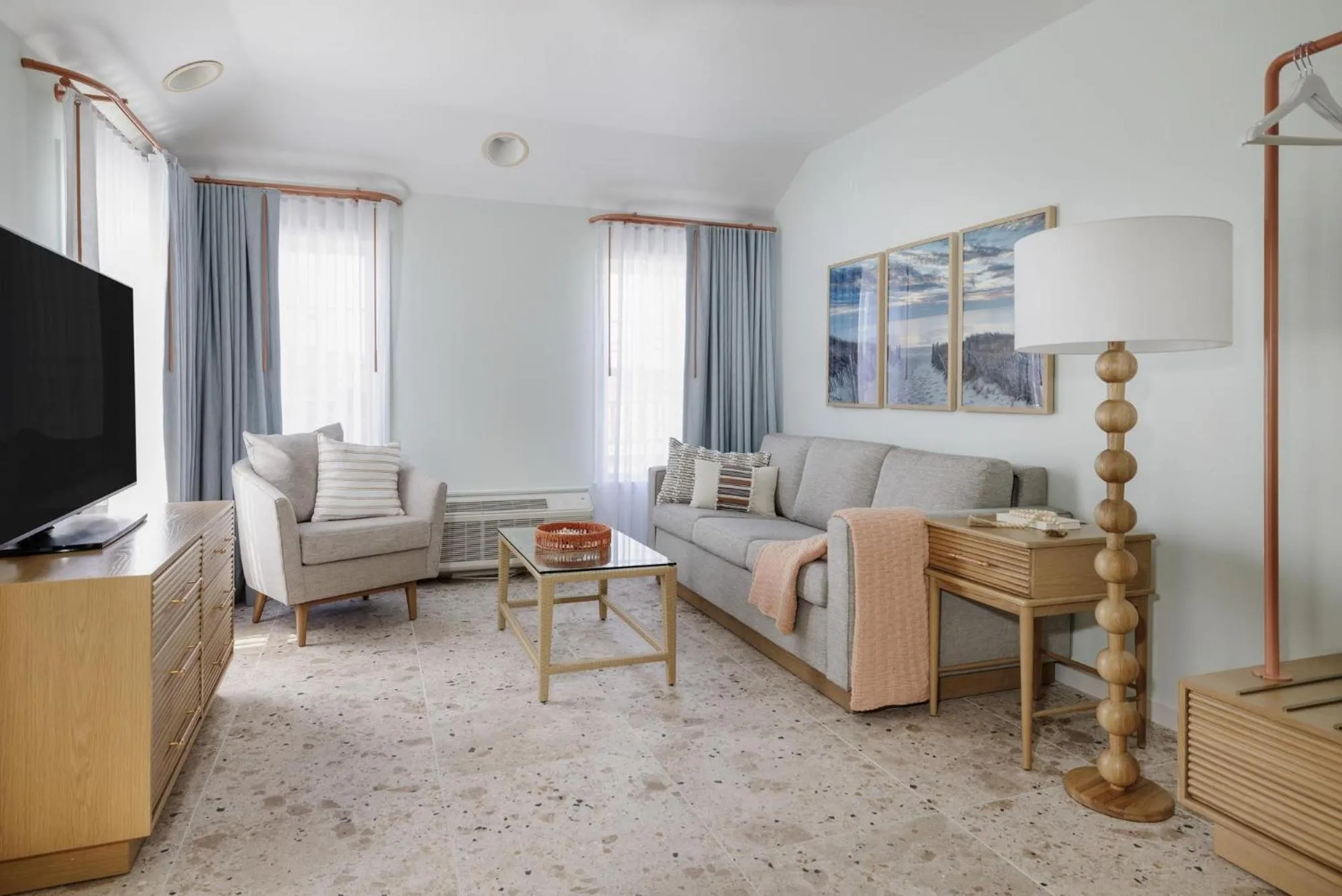 Photo of the whole room in Riviera Beach Resort