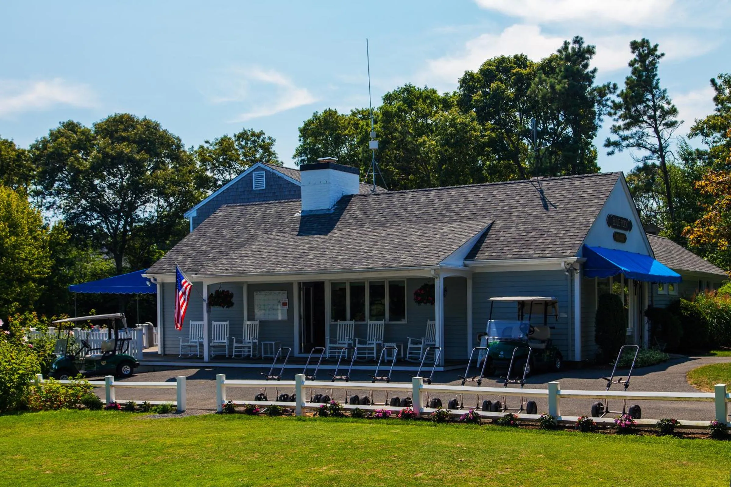 Facade/entrance in Blue Rock Resort