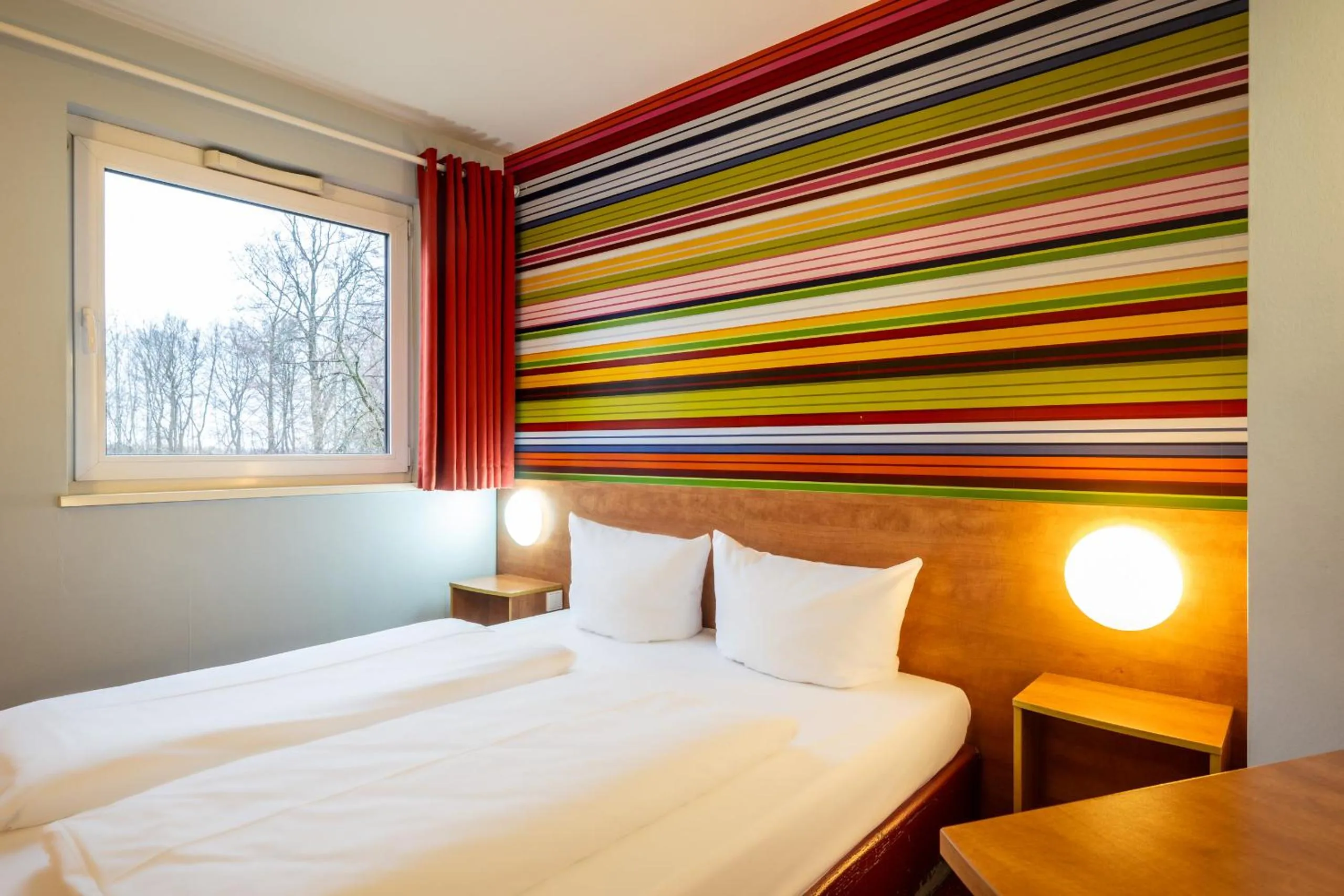 Photo of the whole room, Bed in Hotel Rhynern Nord