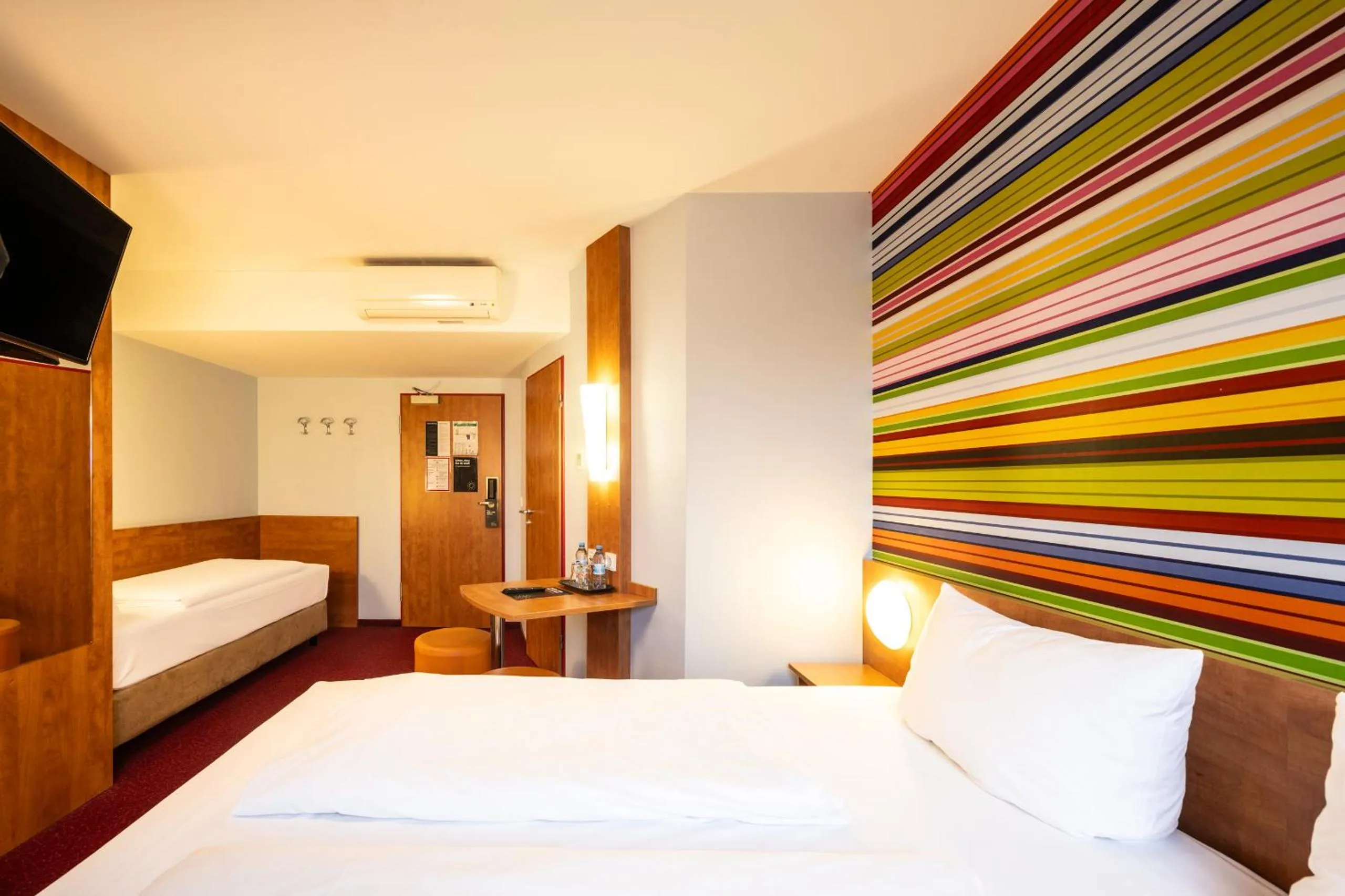 Photo of the whole room, Bed in Hotel Rhynern Nord