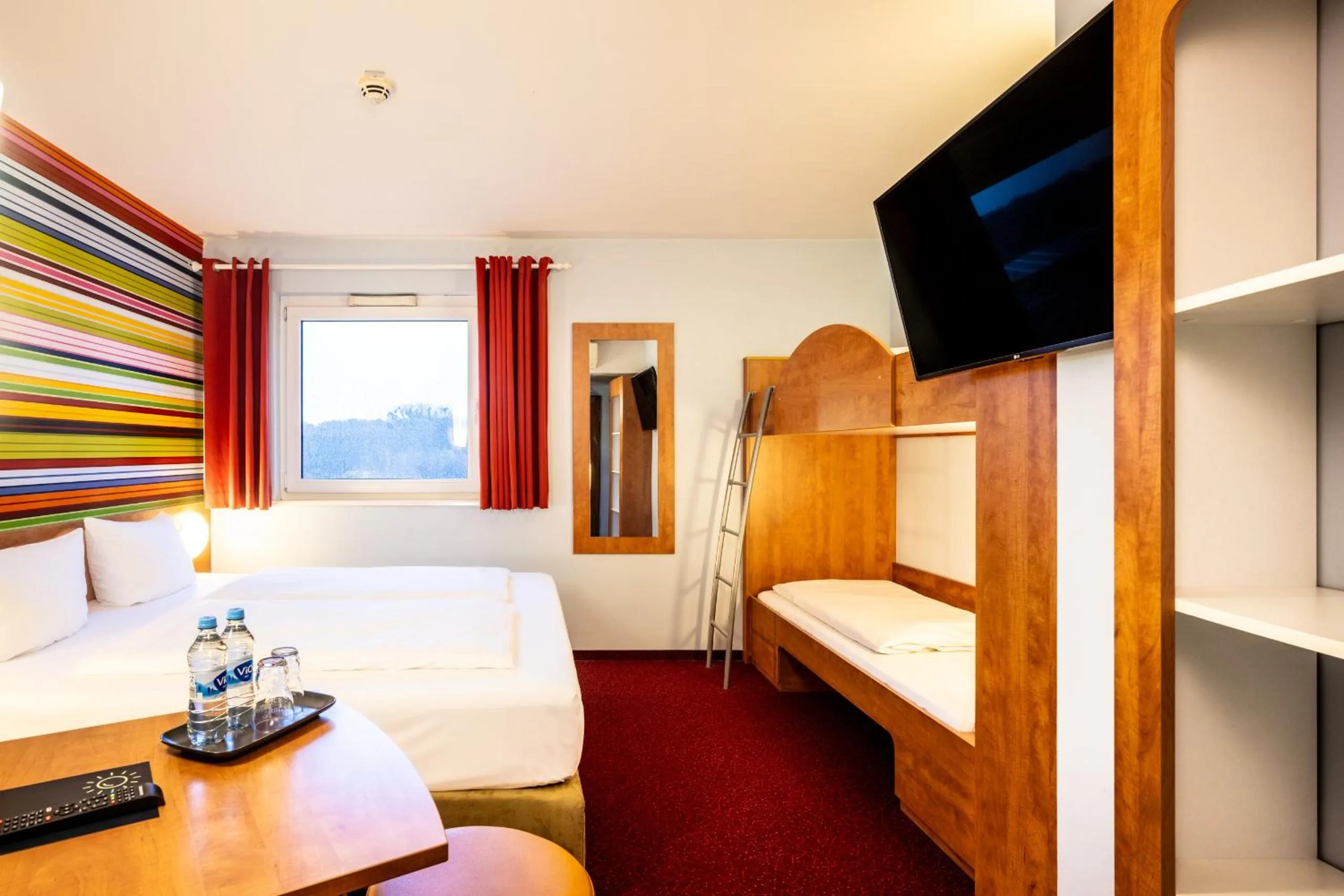 Photo of the whole room, Bed in Hotel Rhynern Nord