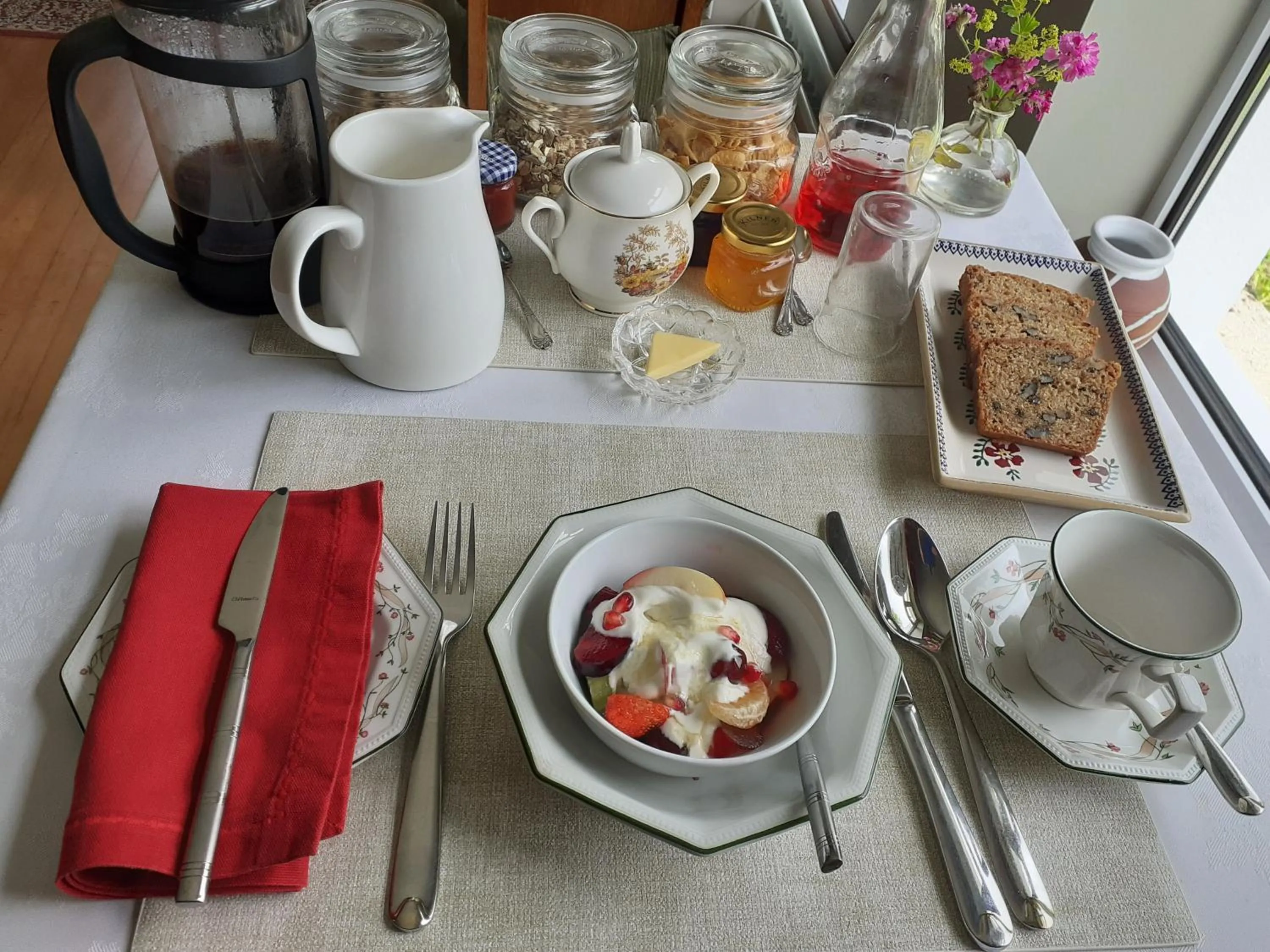 Breakfast in Conways B&B