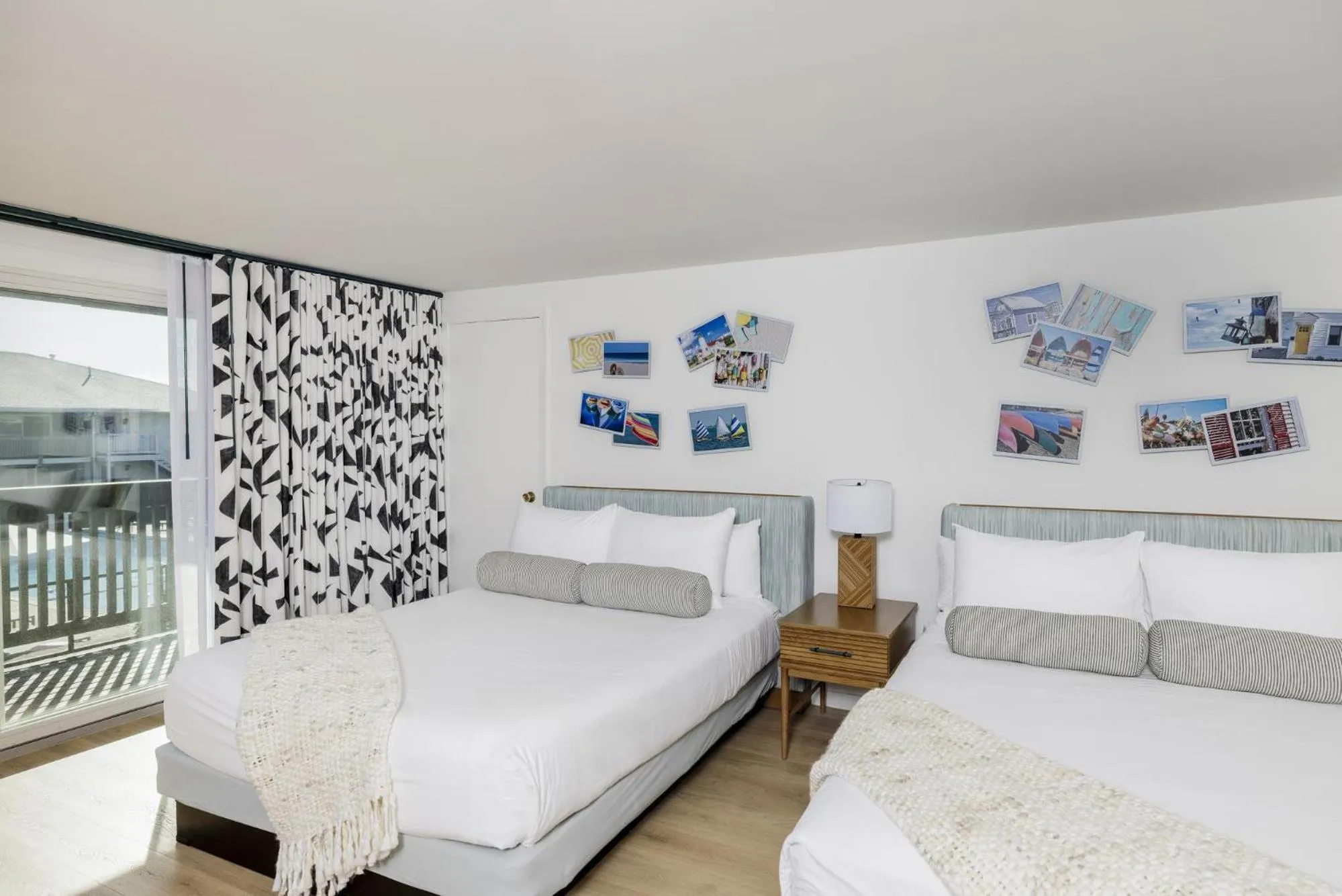 Bedroom, Bed in Red Jacket Beach Resort