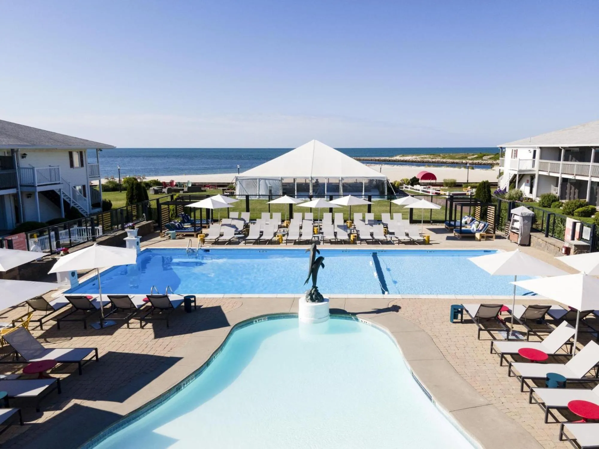 Pool view in Red Jacket Beach Resort