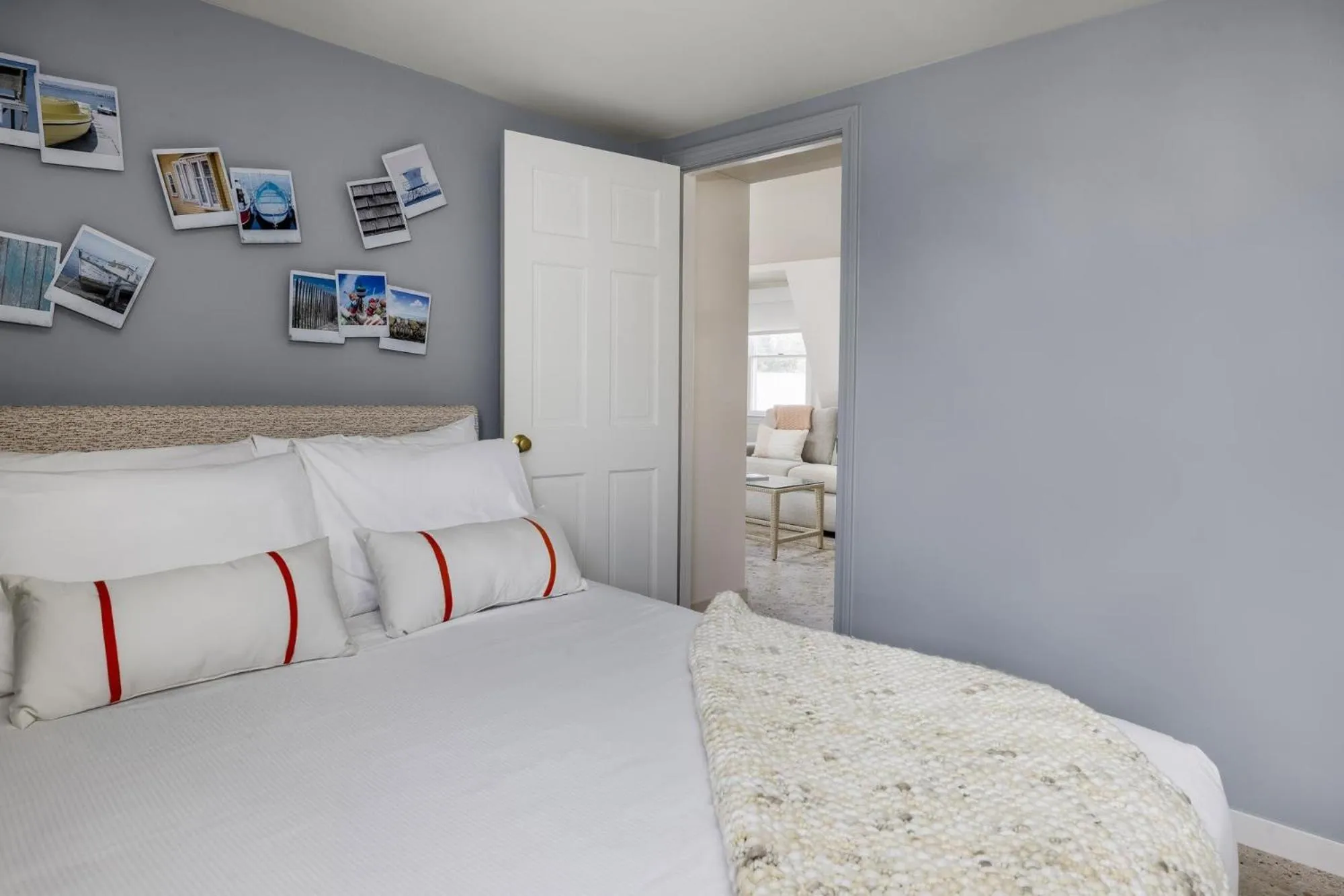 Photo of the whole room, Bed in Blue Water Resort