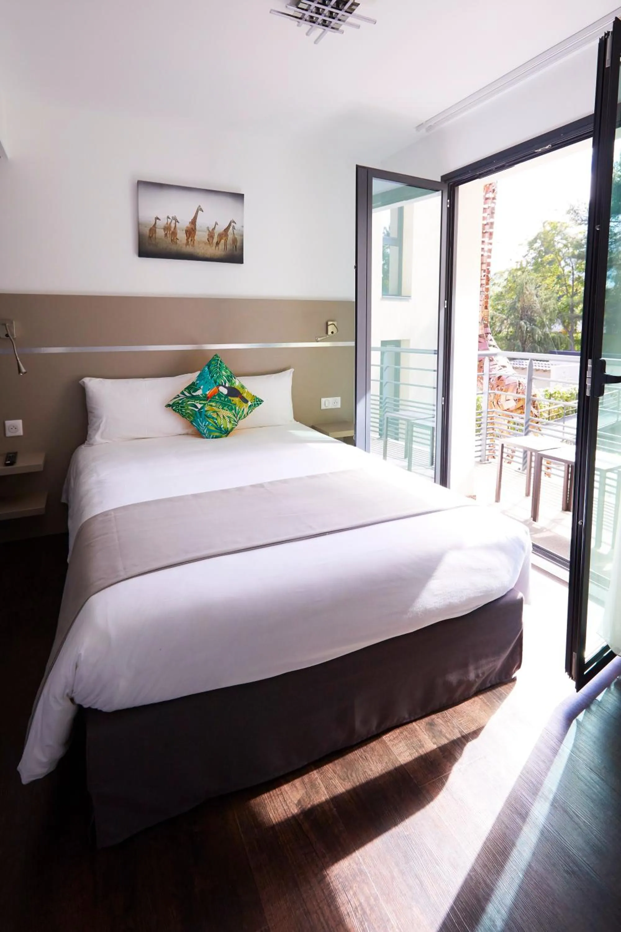 Bed in Appart' Hotel La Girafe Marseille Est - Porte d'Aubagne