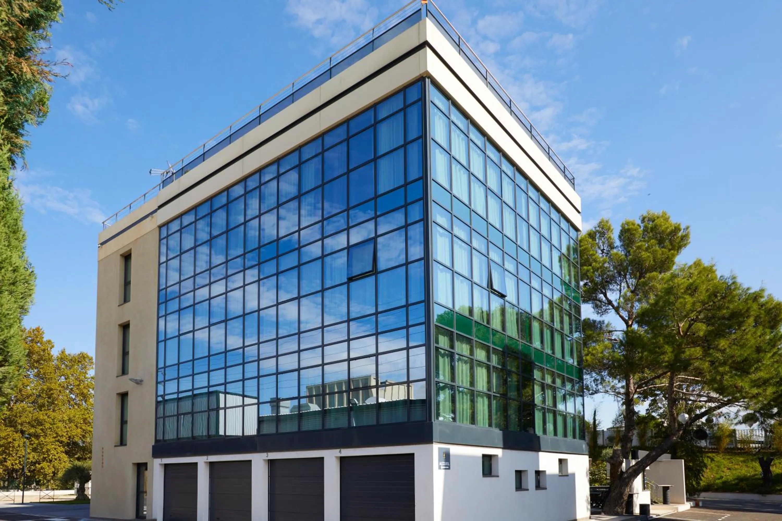 Property building in Appart' Hotel La Girafe Marseille Est - Porte d'Aubagne