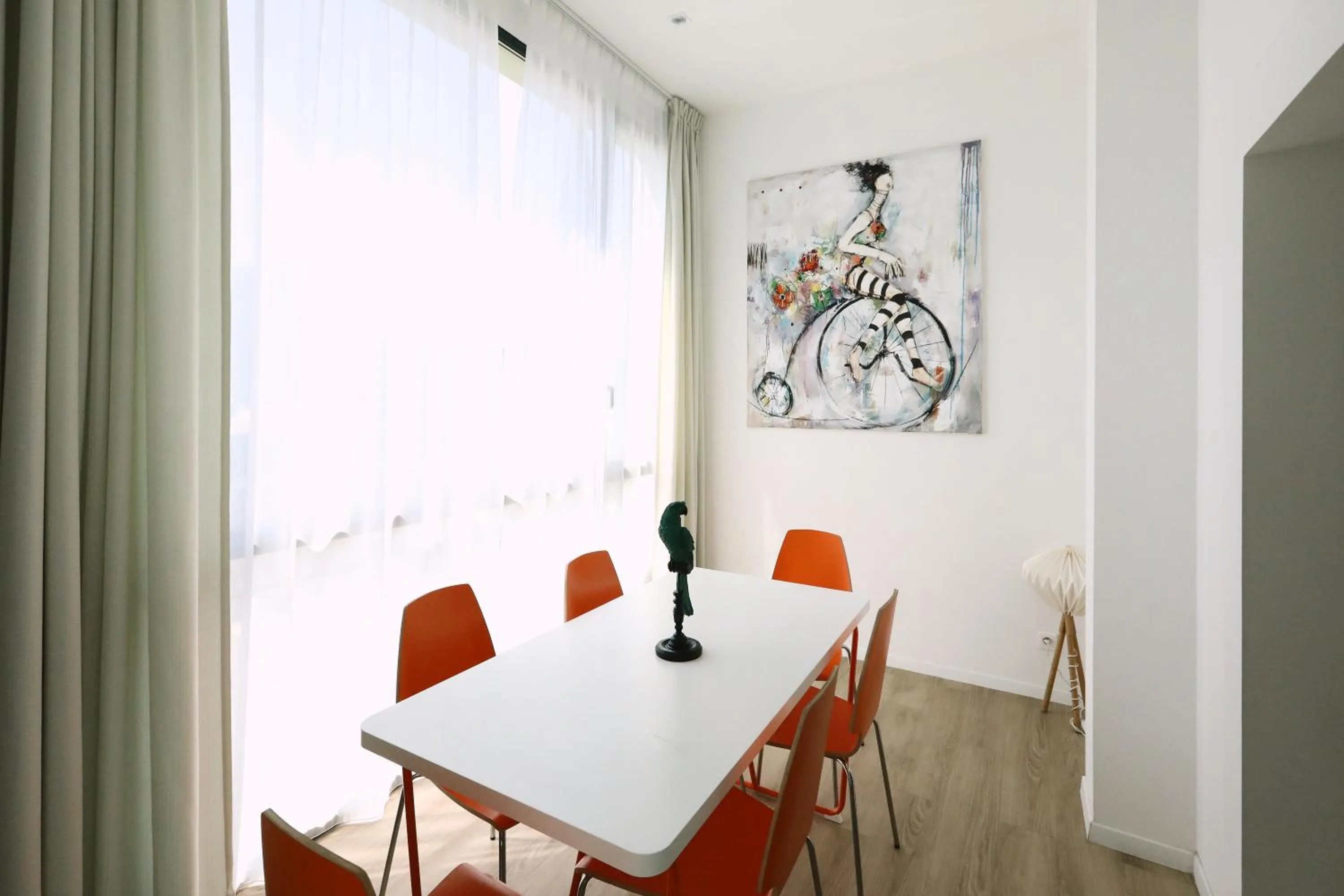 Dining area in Appart' Hotel La Girafe Marseille Est - Porte d'Aubagne