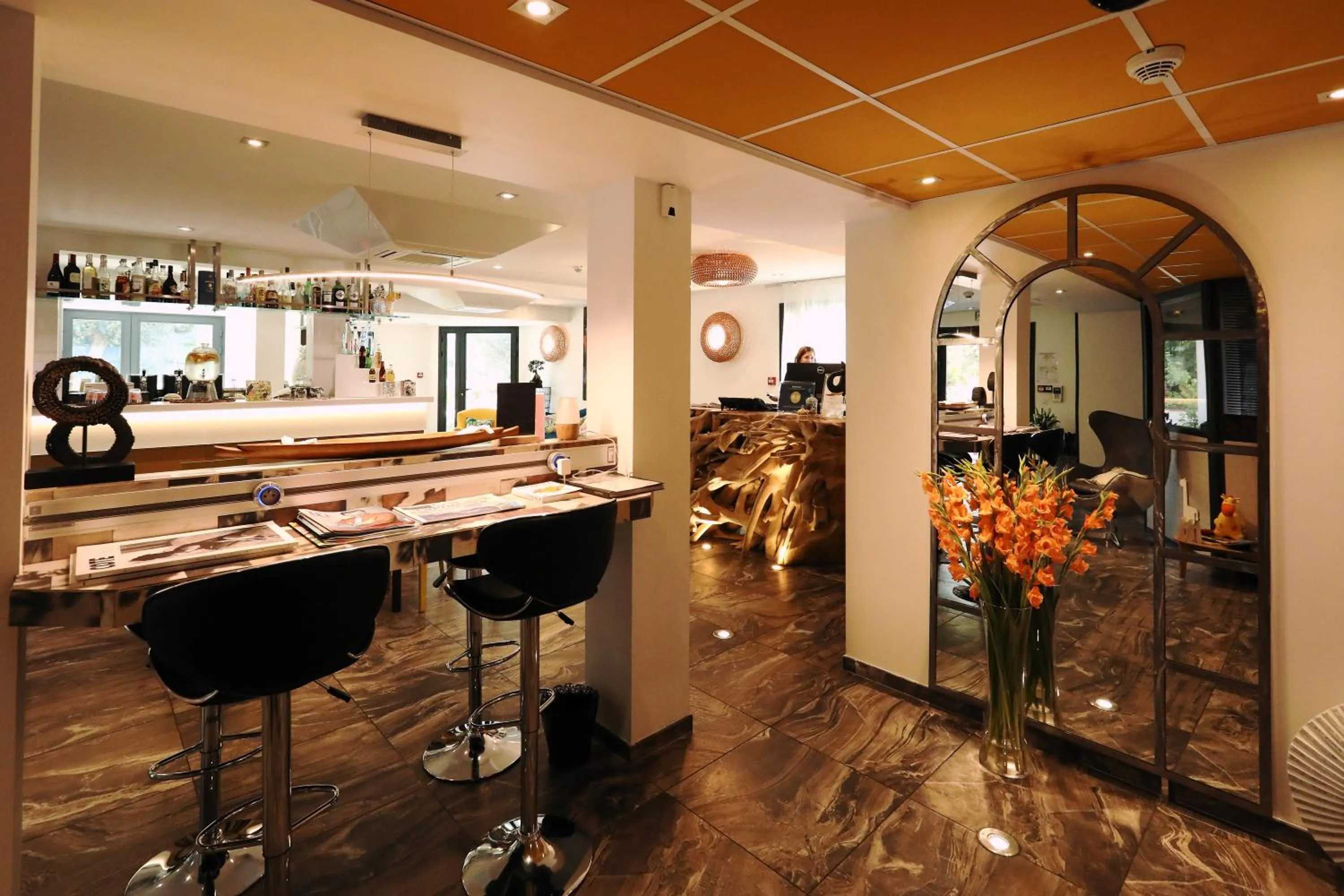 Lobby or reception in Appart' Hotel La Girafe Marseille Est - Porte d'Aubagne