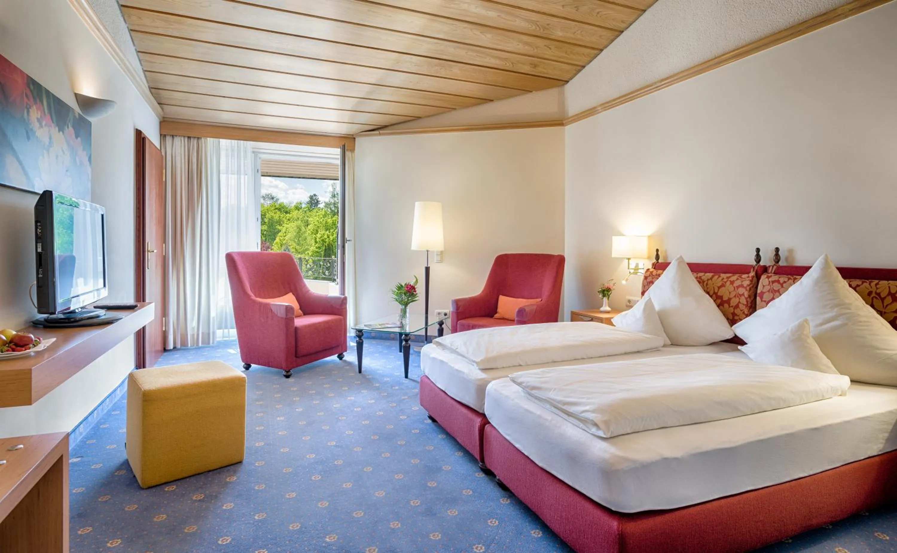 Garden, Bed in Parkhotel Flora am Schluchsee