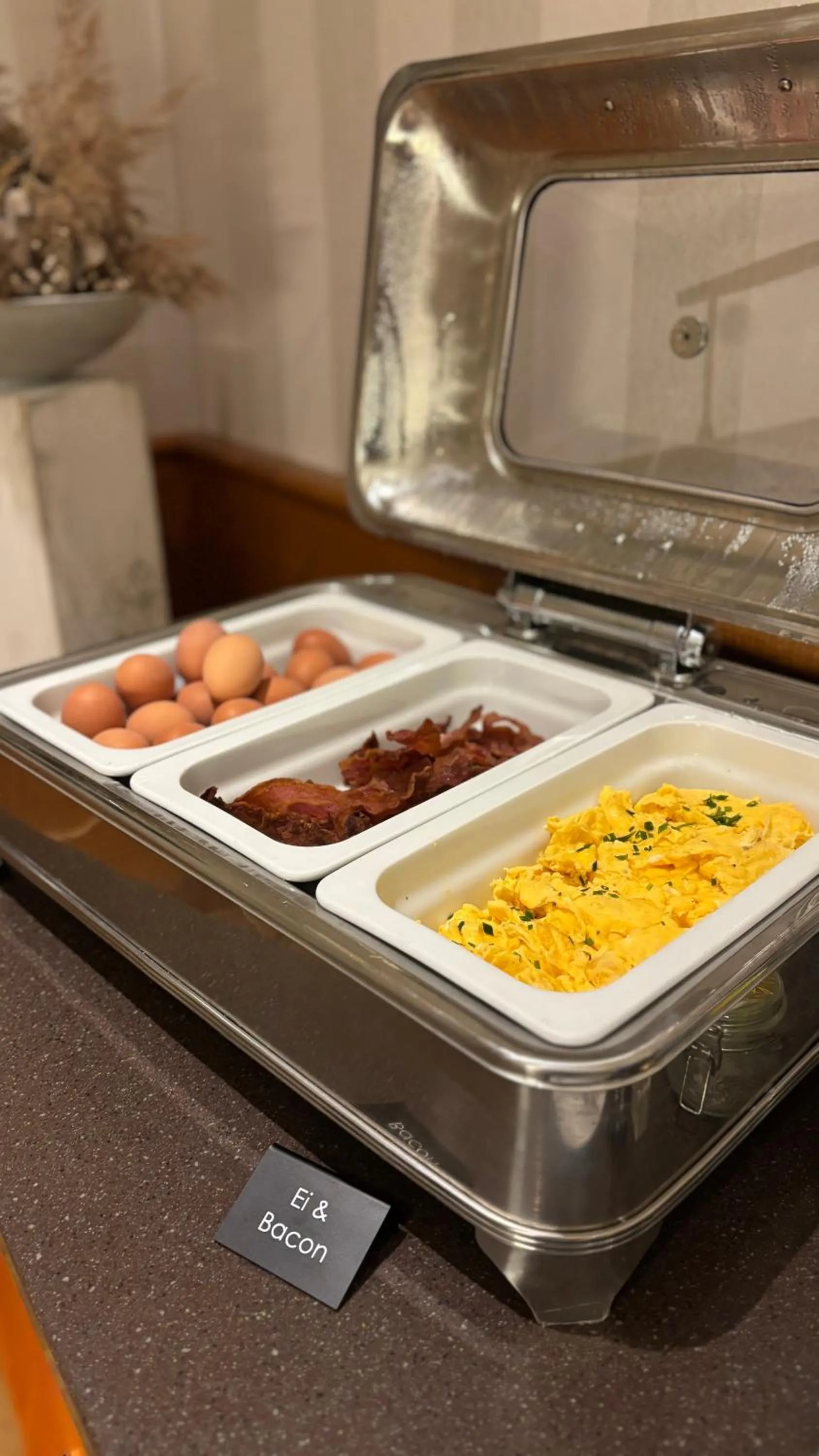 Breakfast in Kräuterhotel & Restaurant Heidejäger