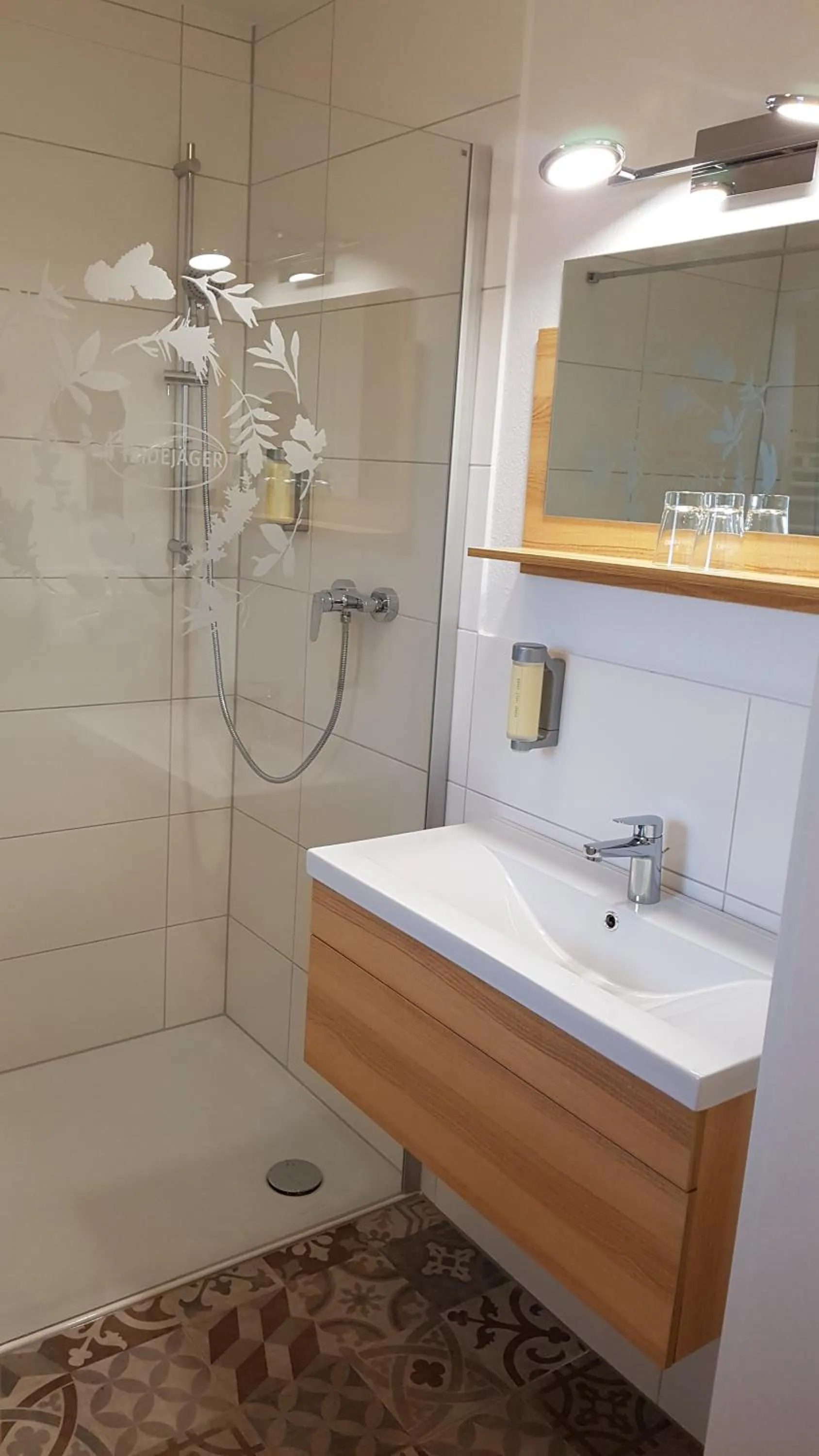 Shower in Kräuterhotel & Restaurant Heidejäger