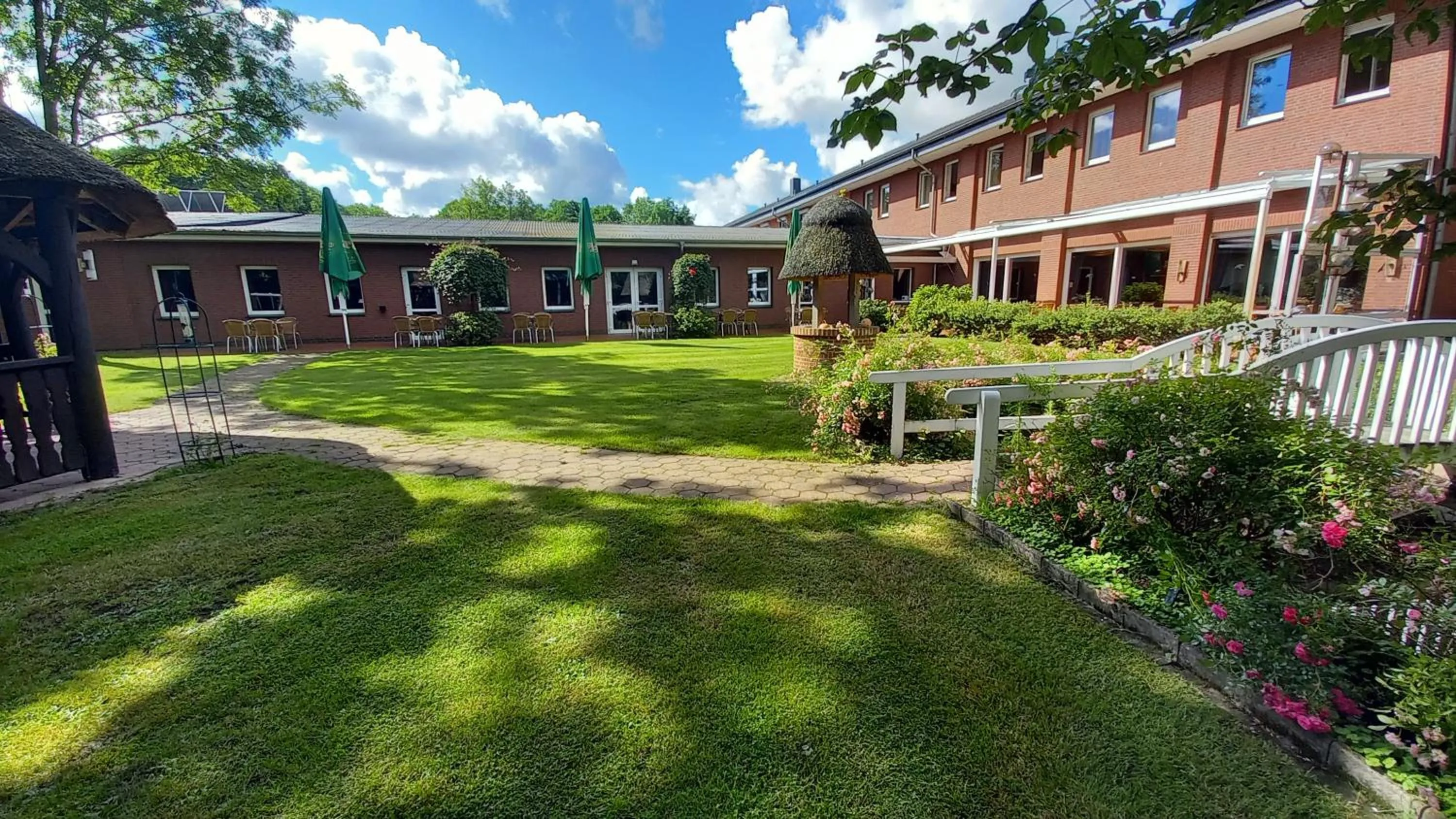 Garden in Kräuterhotel & Restaurant Heidejäger