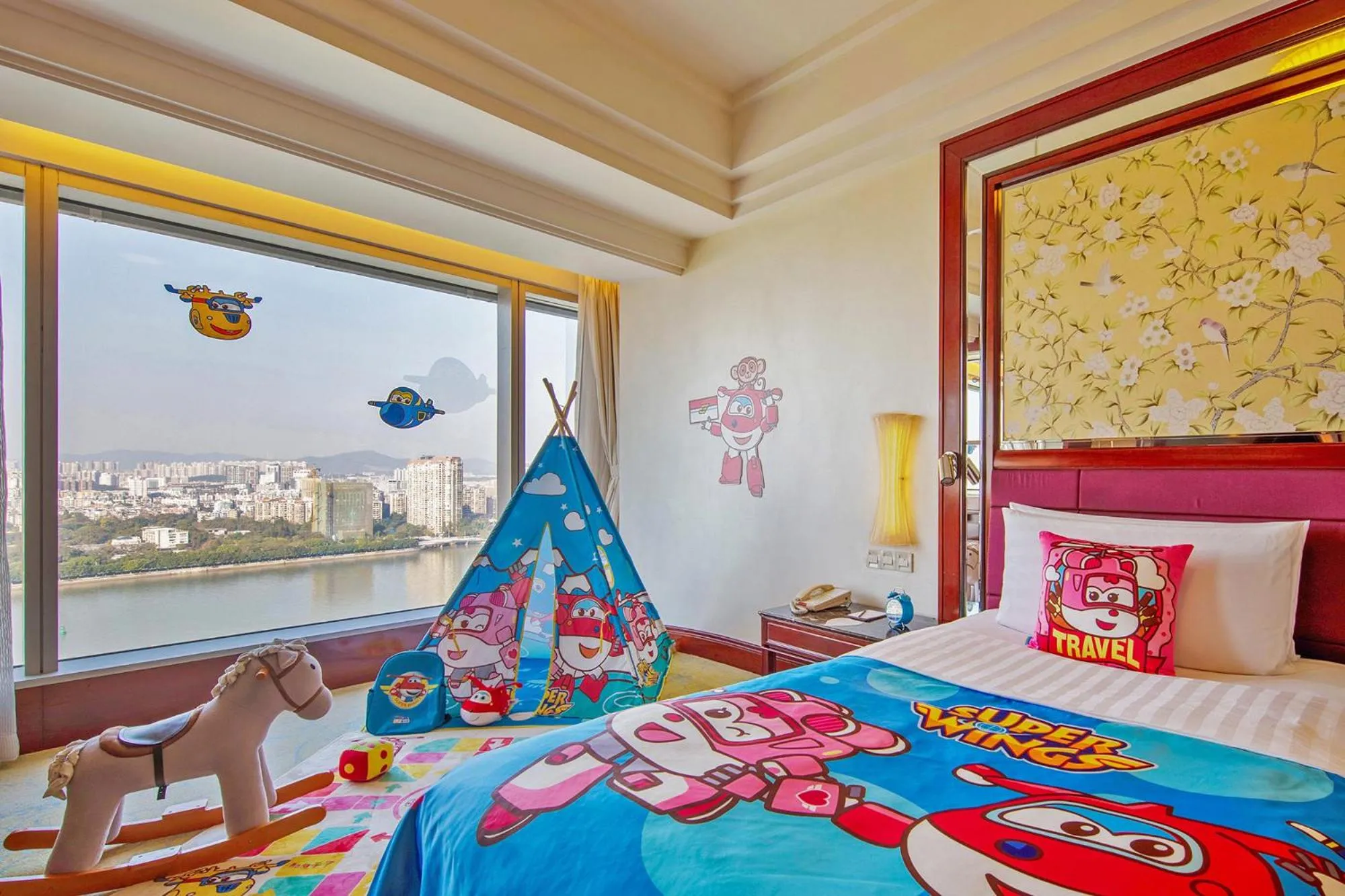 children, Bed in Shangri-La Guangzhou