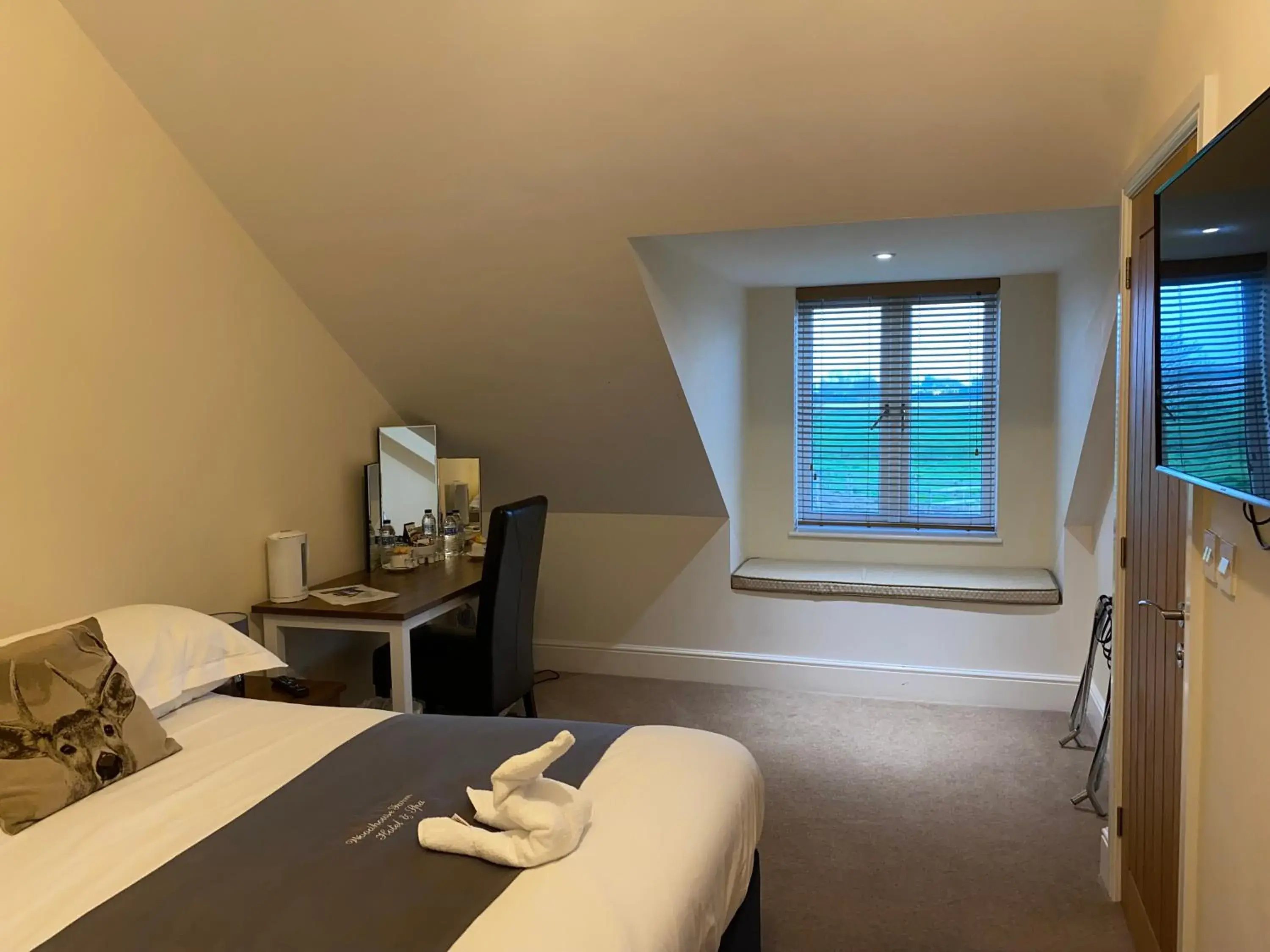 Standard Double Room in Woodhouse Farm Lodge Standard Double Room in Woodhouse Farm Lodge