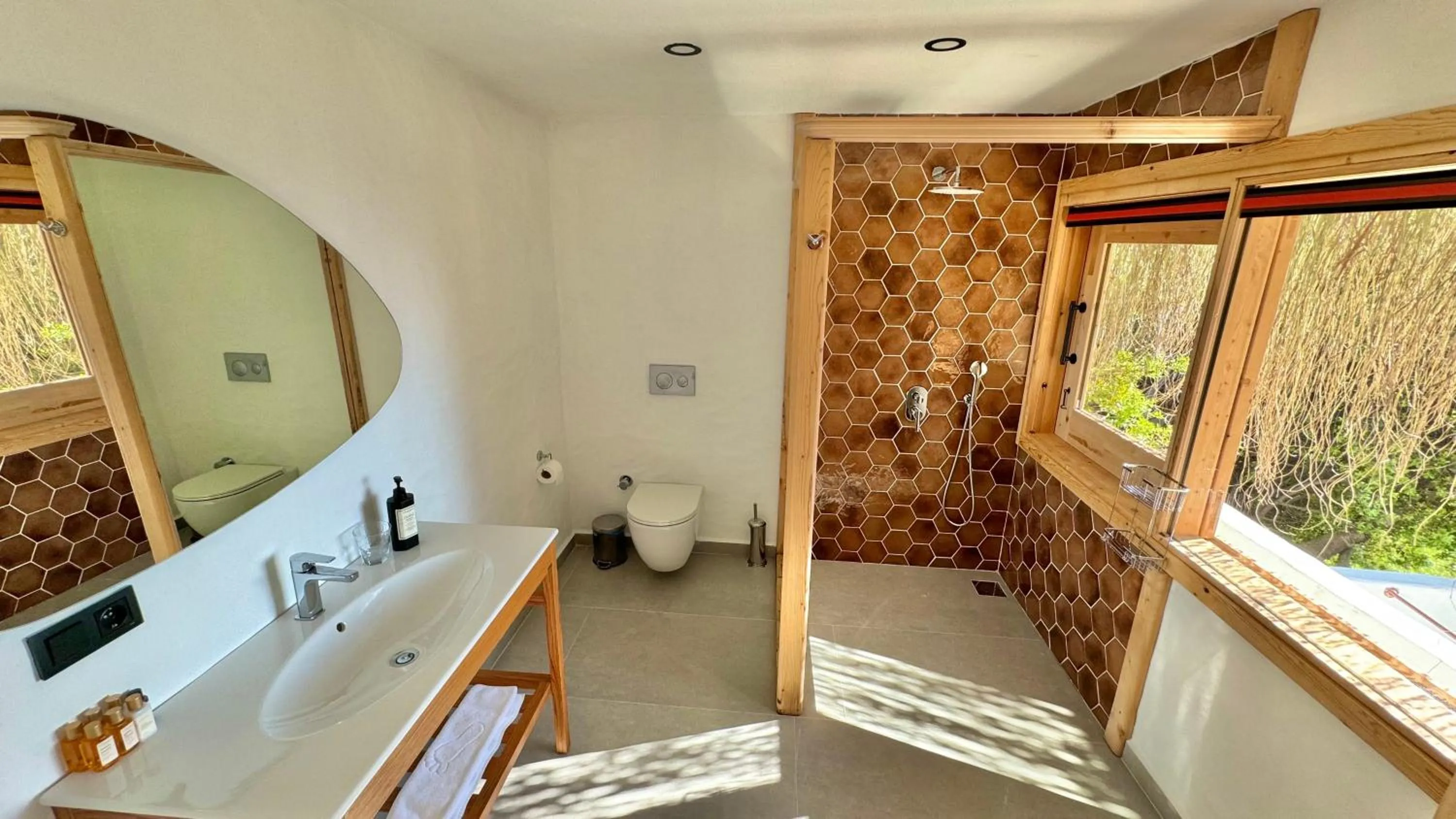 Bathroom in Seaview Faralya