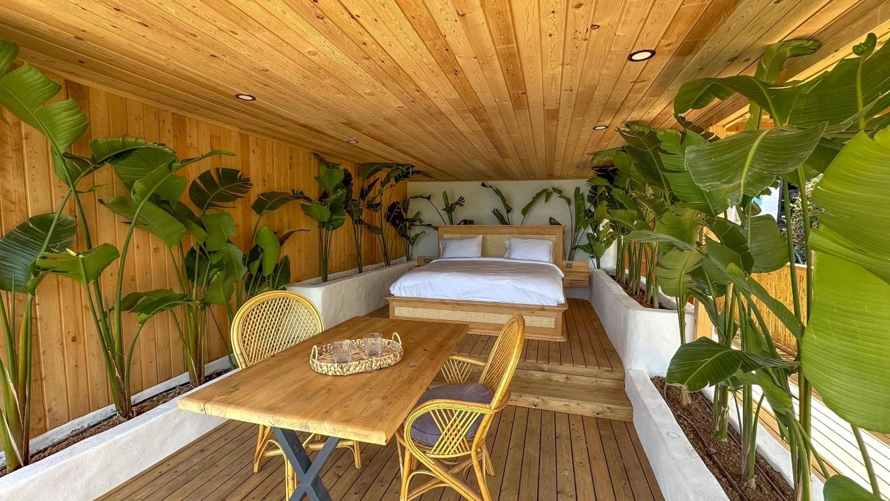 Patio, Bed in Seaview Faralya