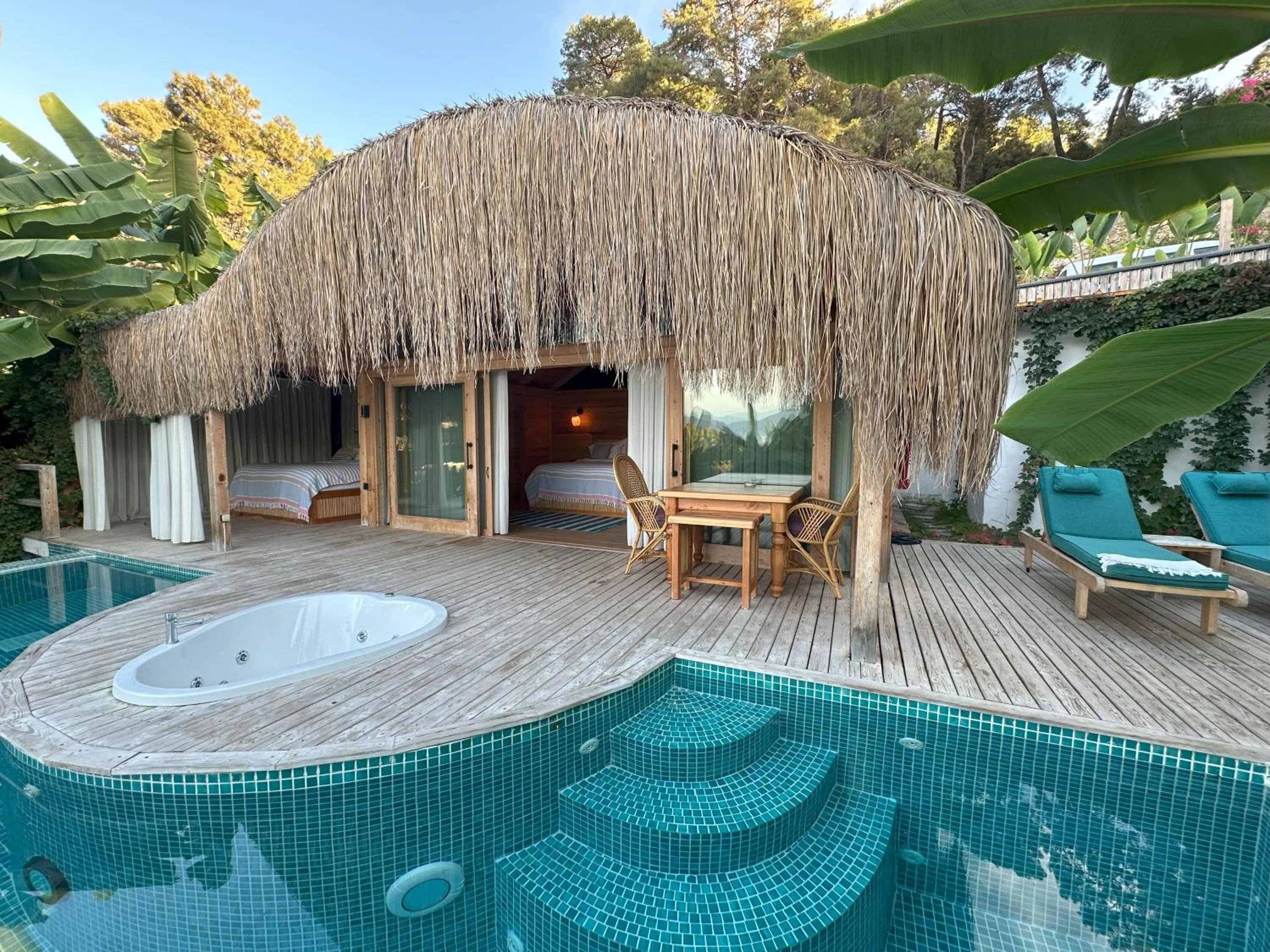 Patio in Seaview Faralya