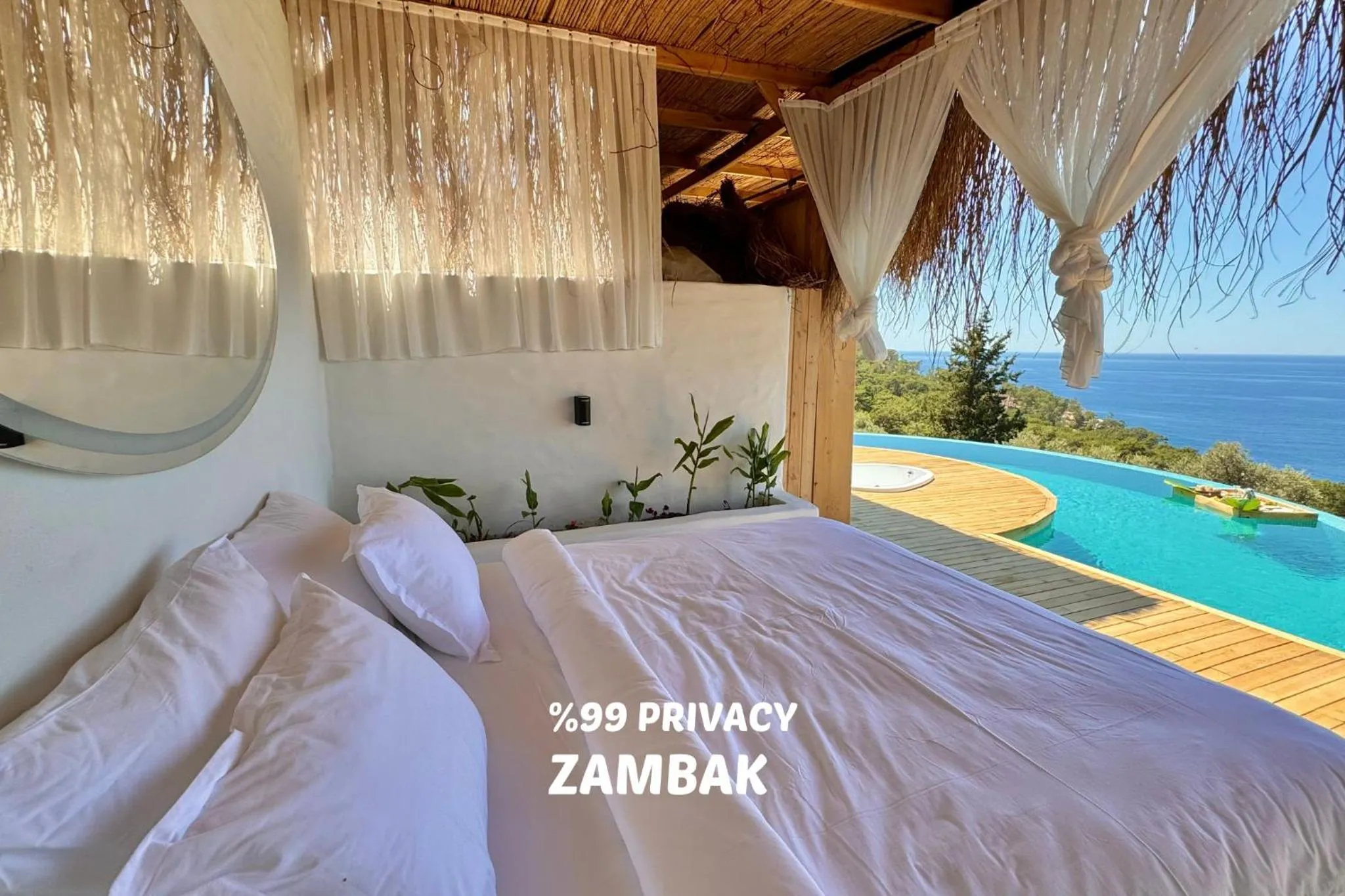 Bed in Seaview Faralya