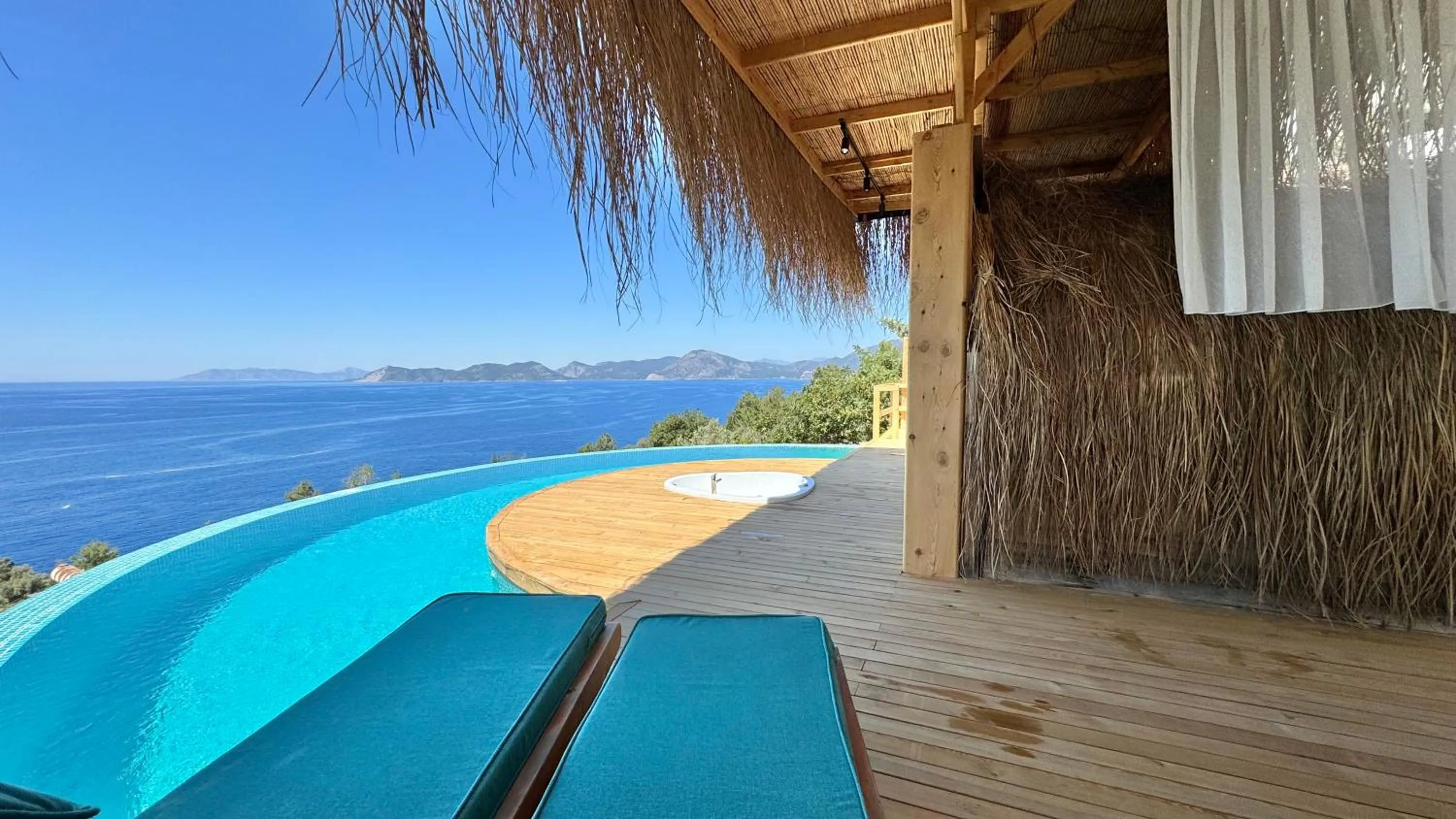 Balcony/Terrace in Seaview Faralya