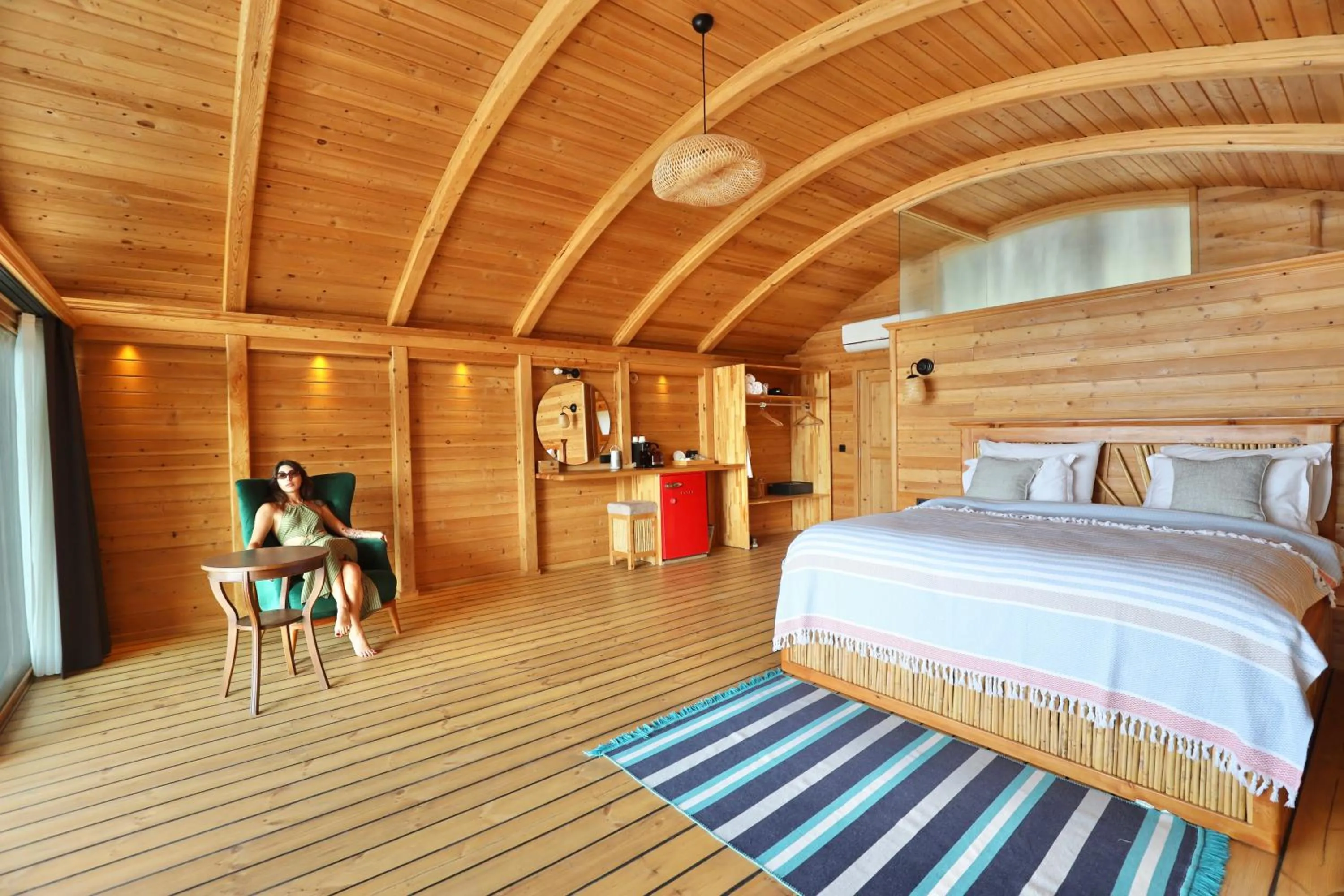 Bed in Seaview Faralya