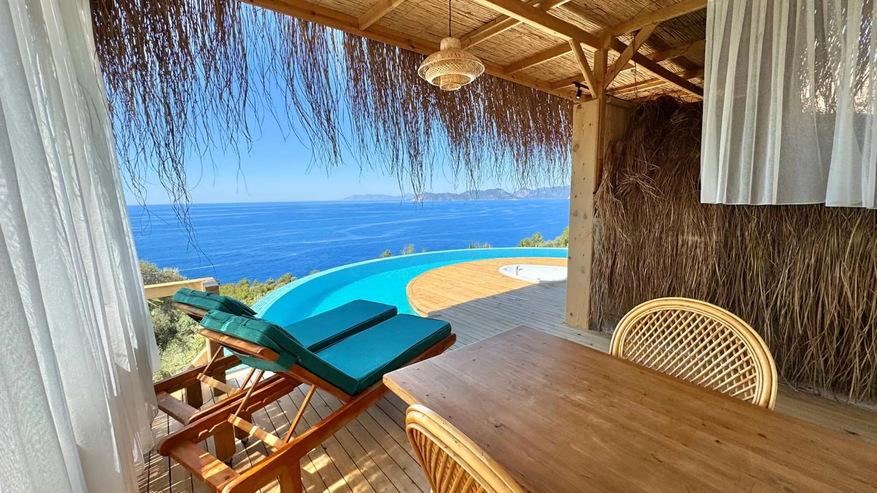 Balcony/Terrace in Seaview Faralya