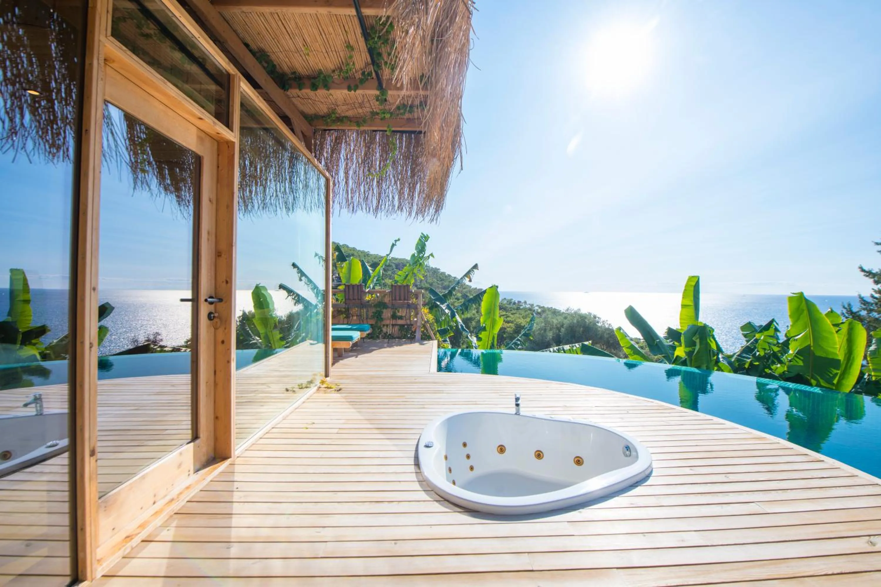 Balcony/Terrace in Seaview Faralya