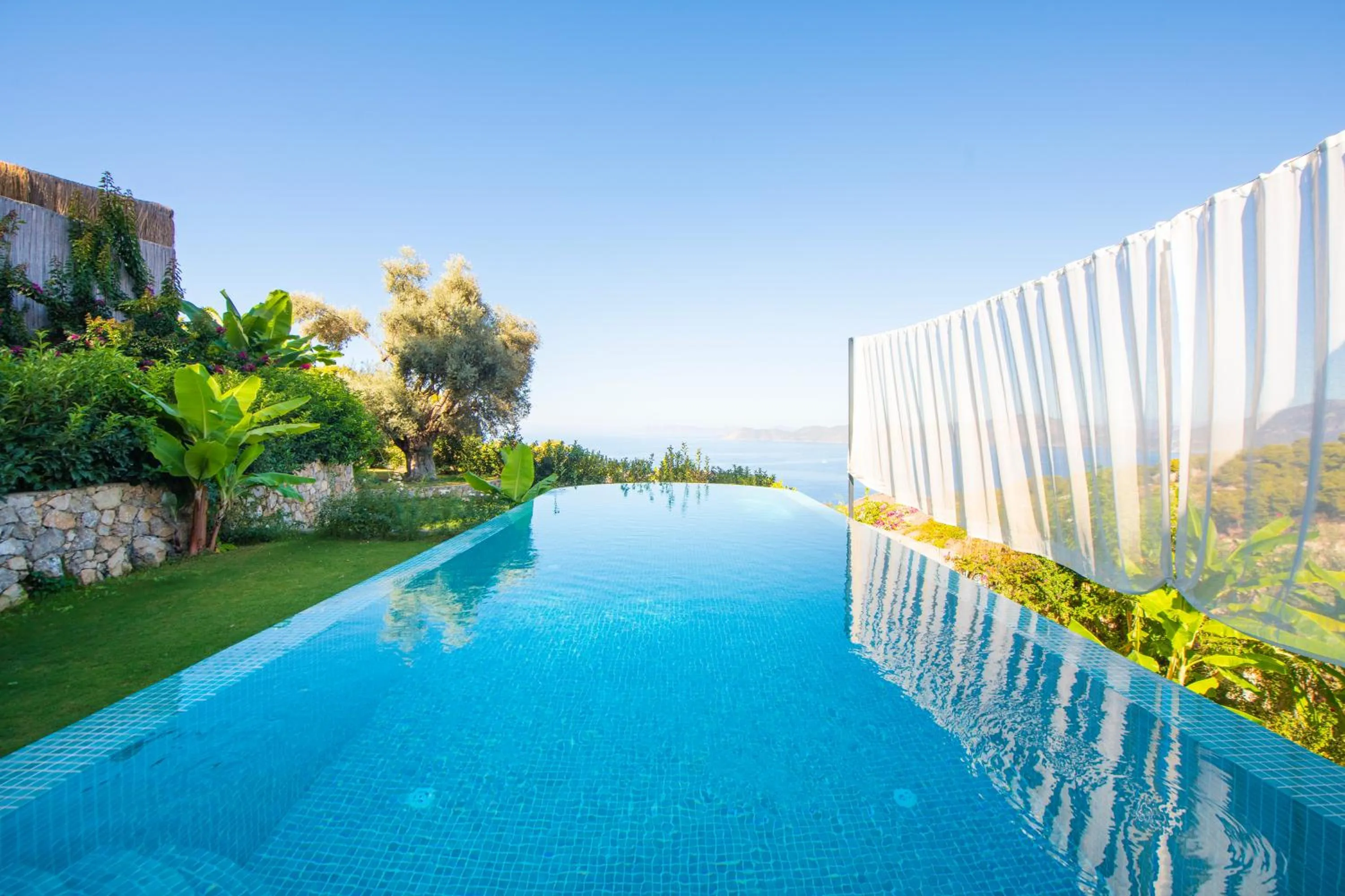 Pool view in Seaview Faralya