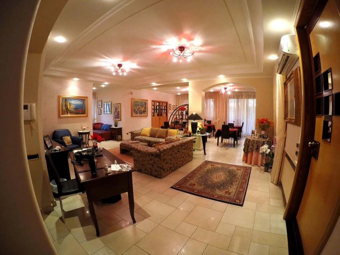 Lobby or reception in Villa Eden