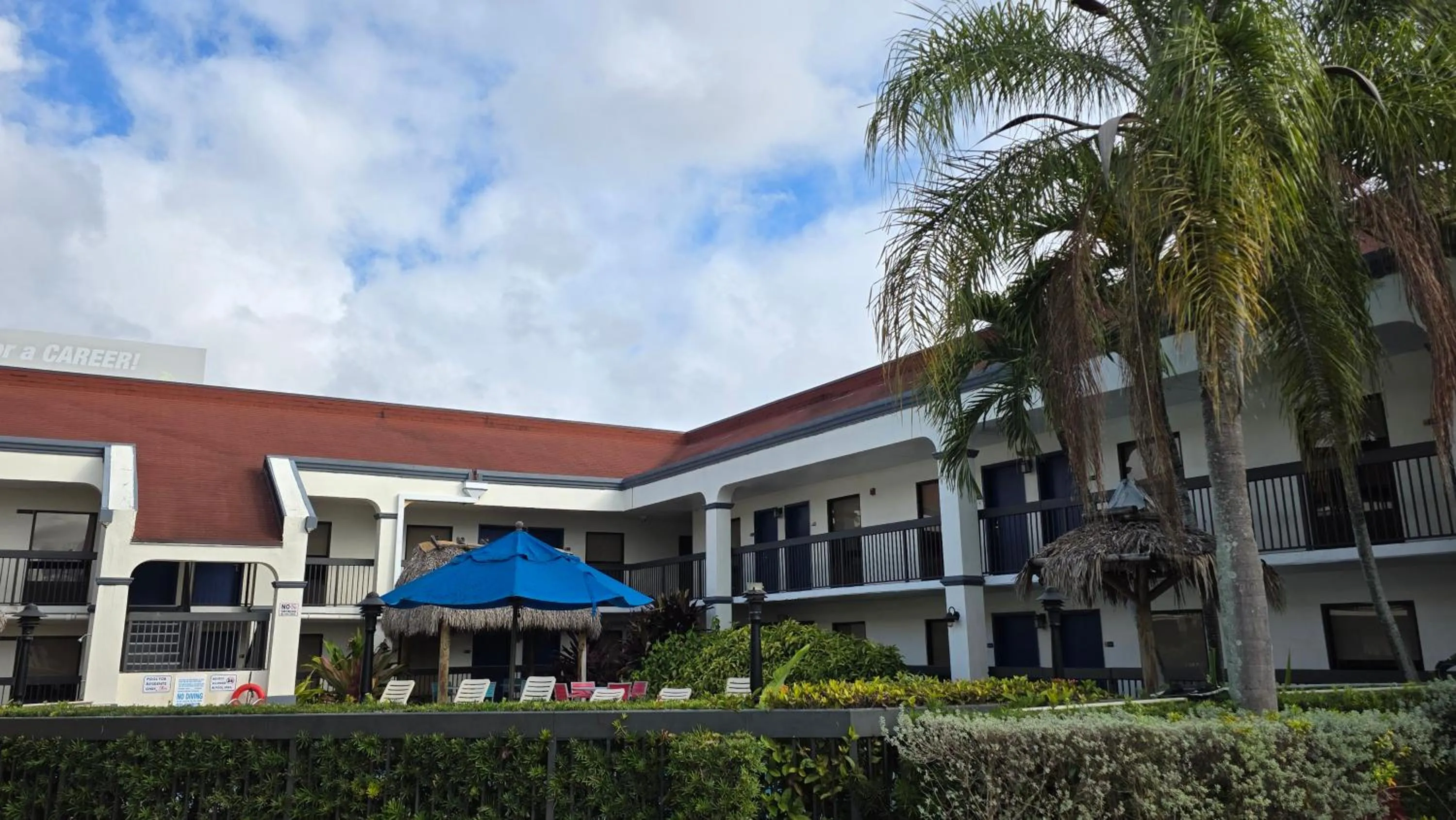 Property building in Days Inn by Wyndham Florida City