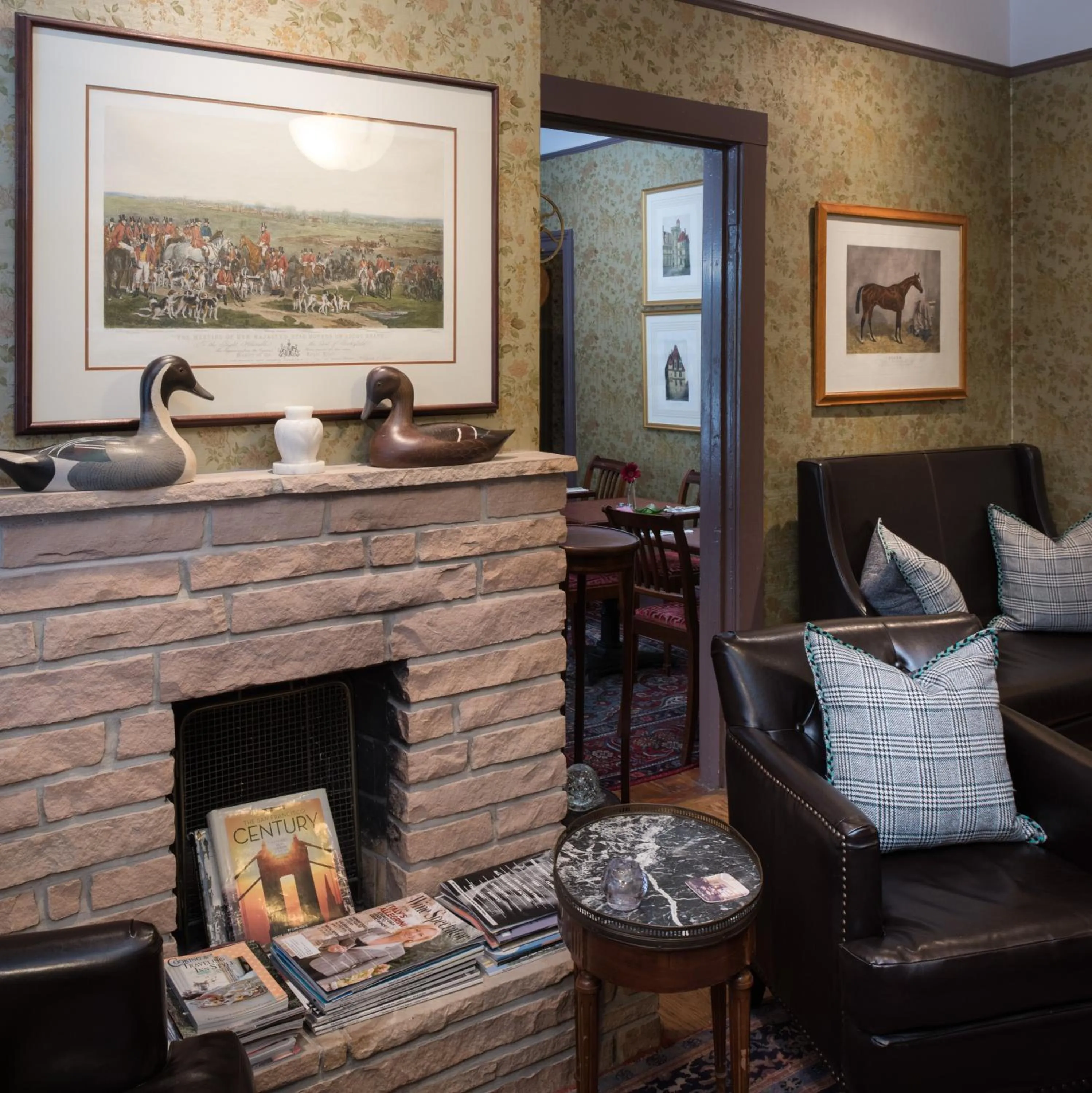 Lounge or bar in The Monte Cristo