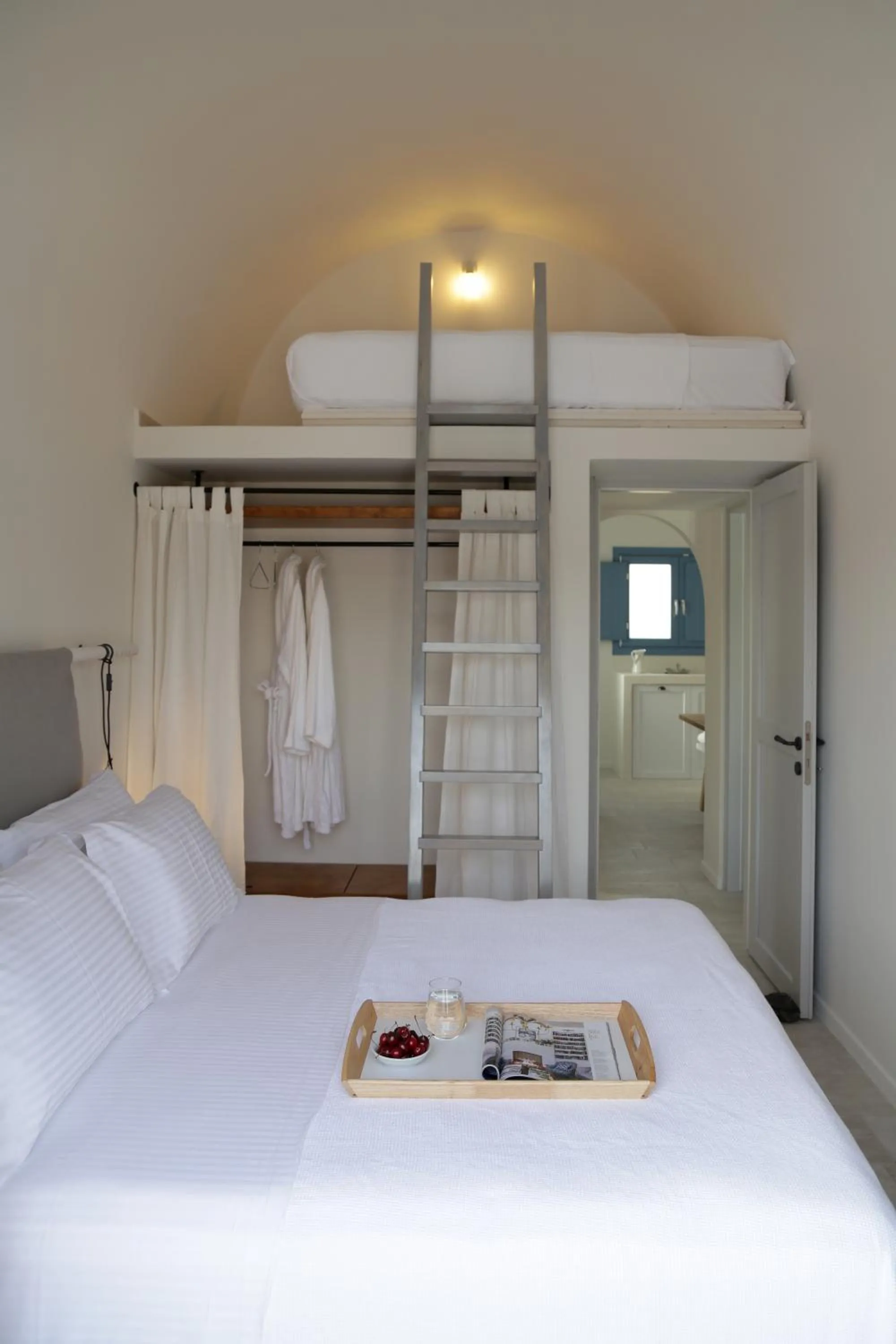 Bed in Vino Houses Santorini