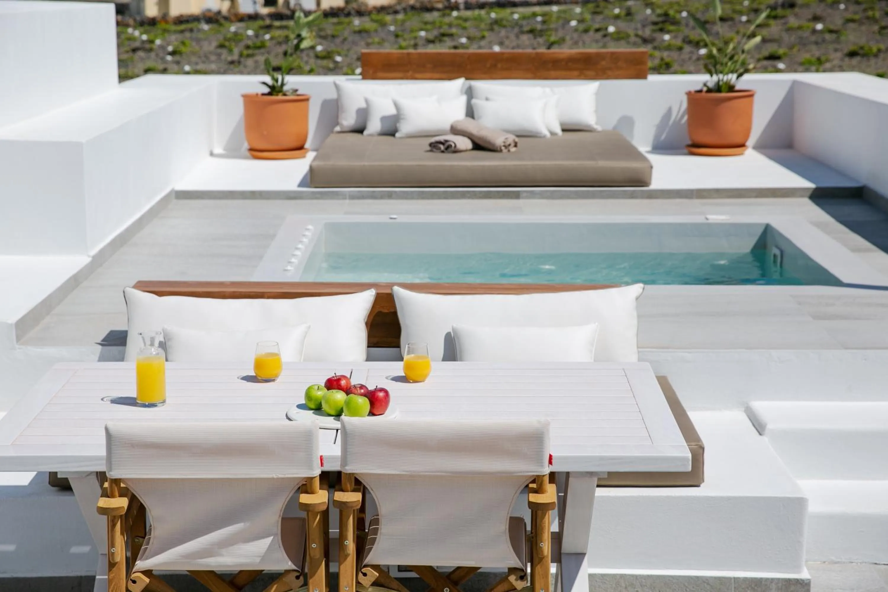 Dining area in Vino Houses Santorini