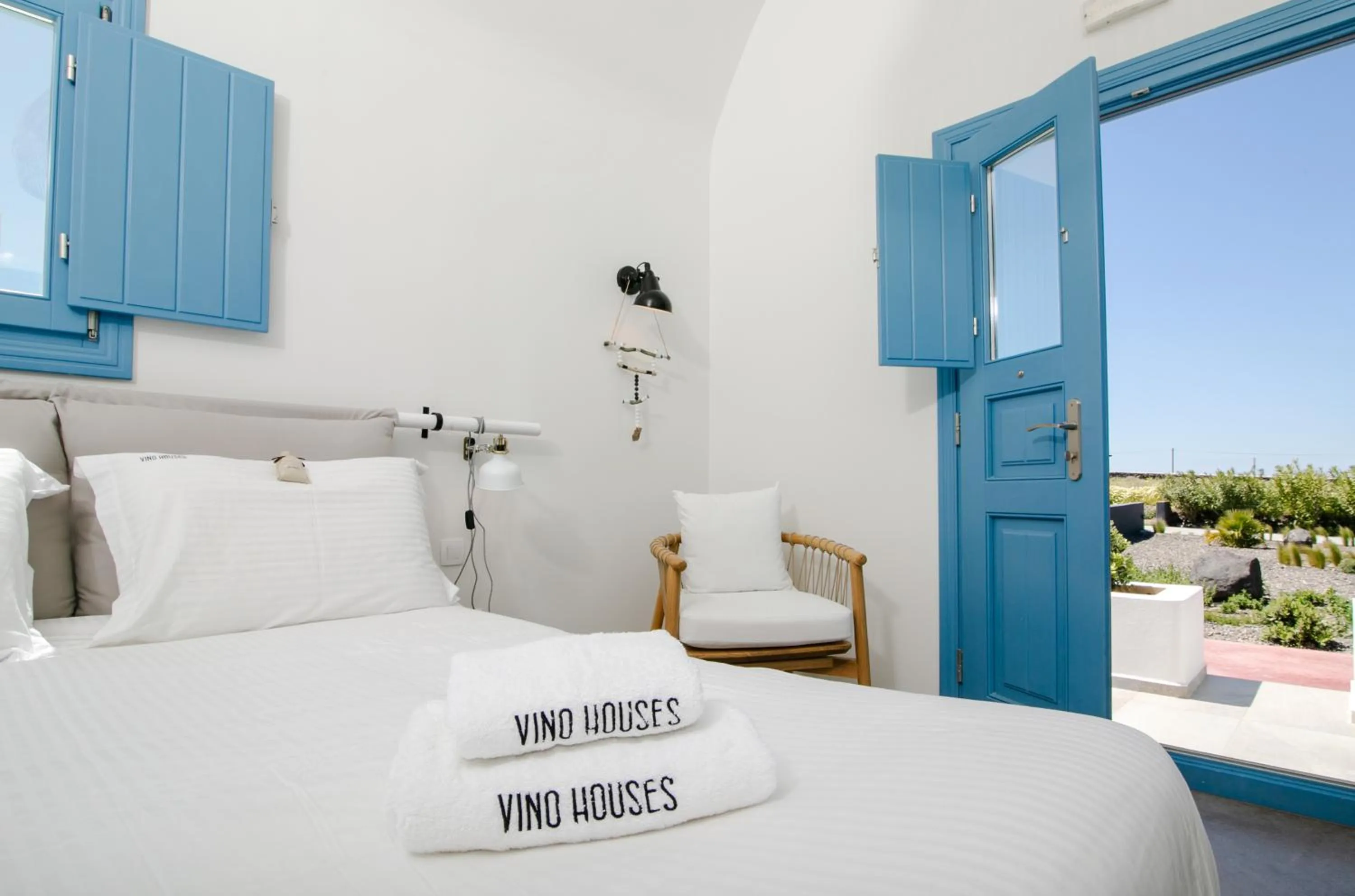 Bed in Vino Houses Santorini