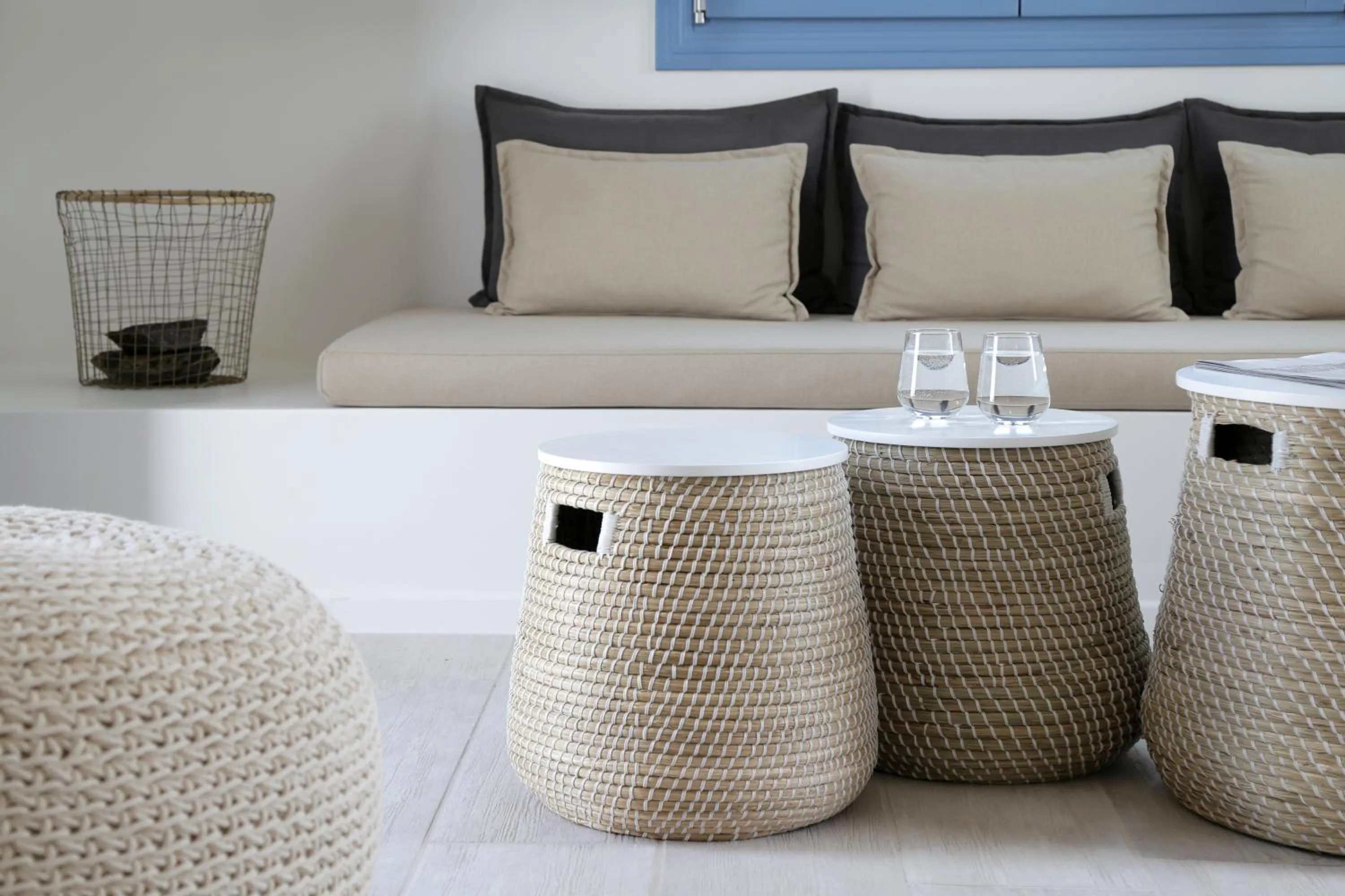 TV and multimedia, Bed in Vino Houses Santorini