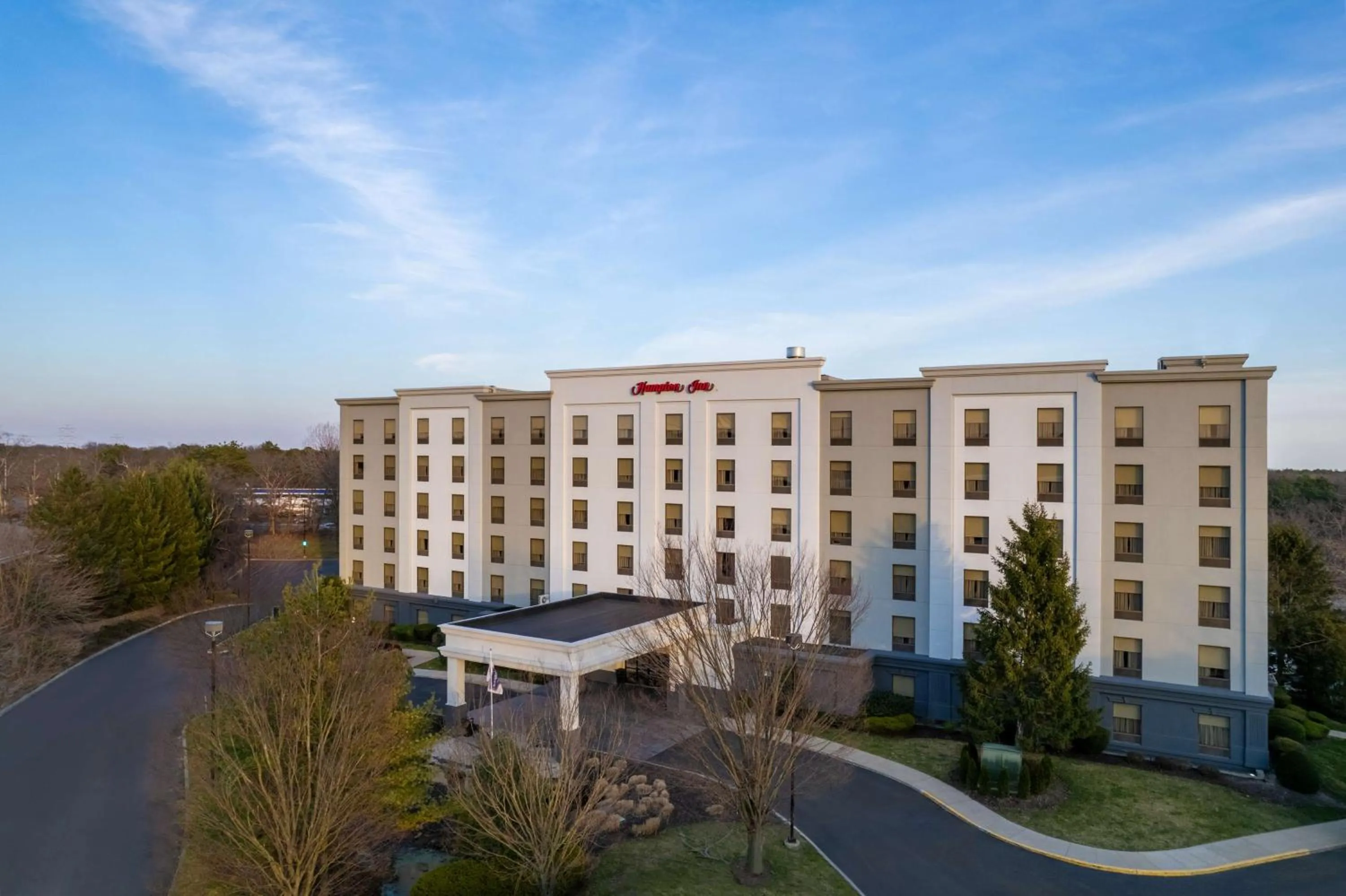 Property building in Hampton Inn Long Island-Brookhaven