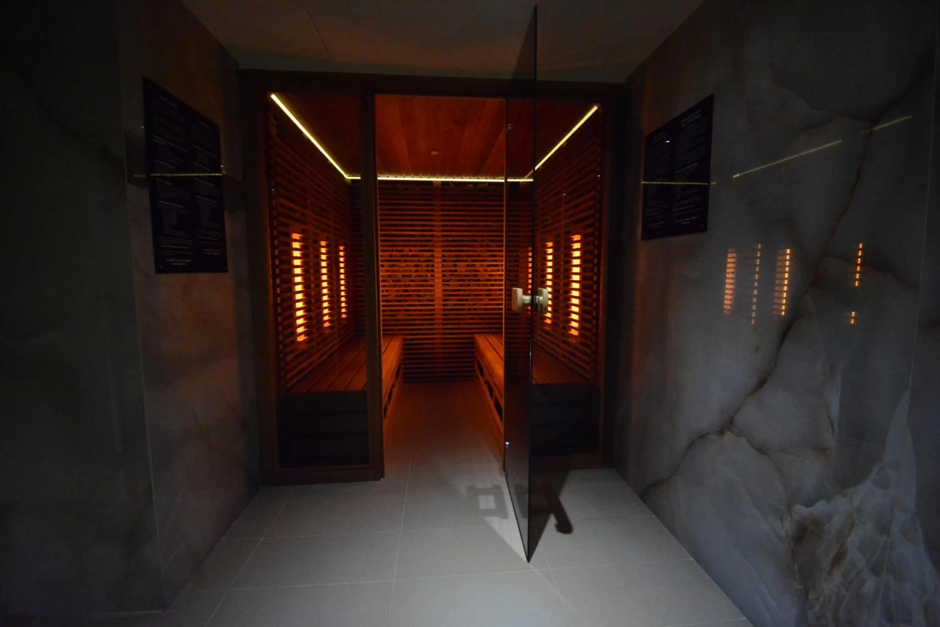 Sauna in Fabesca Boutique Hotel & SPA