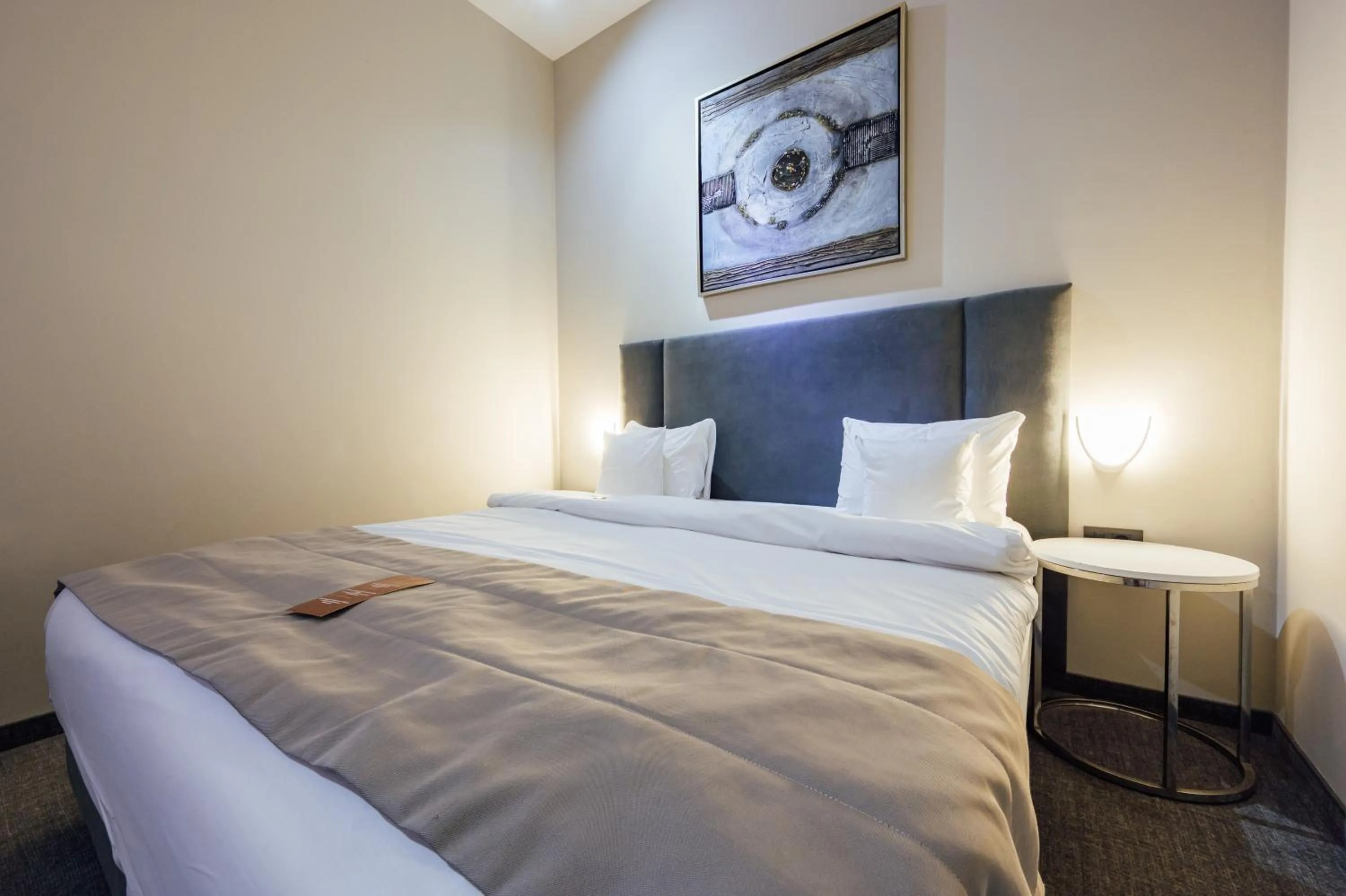 Bed in Fabesca Boutique Hotel & SPA