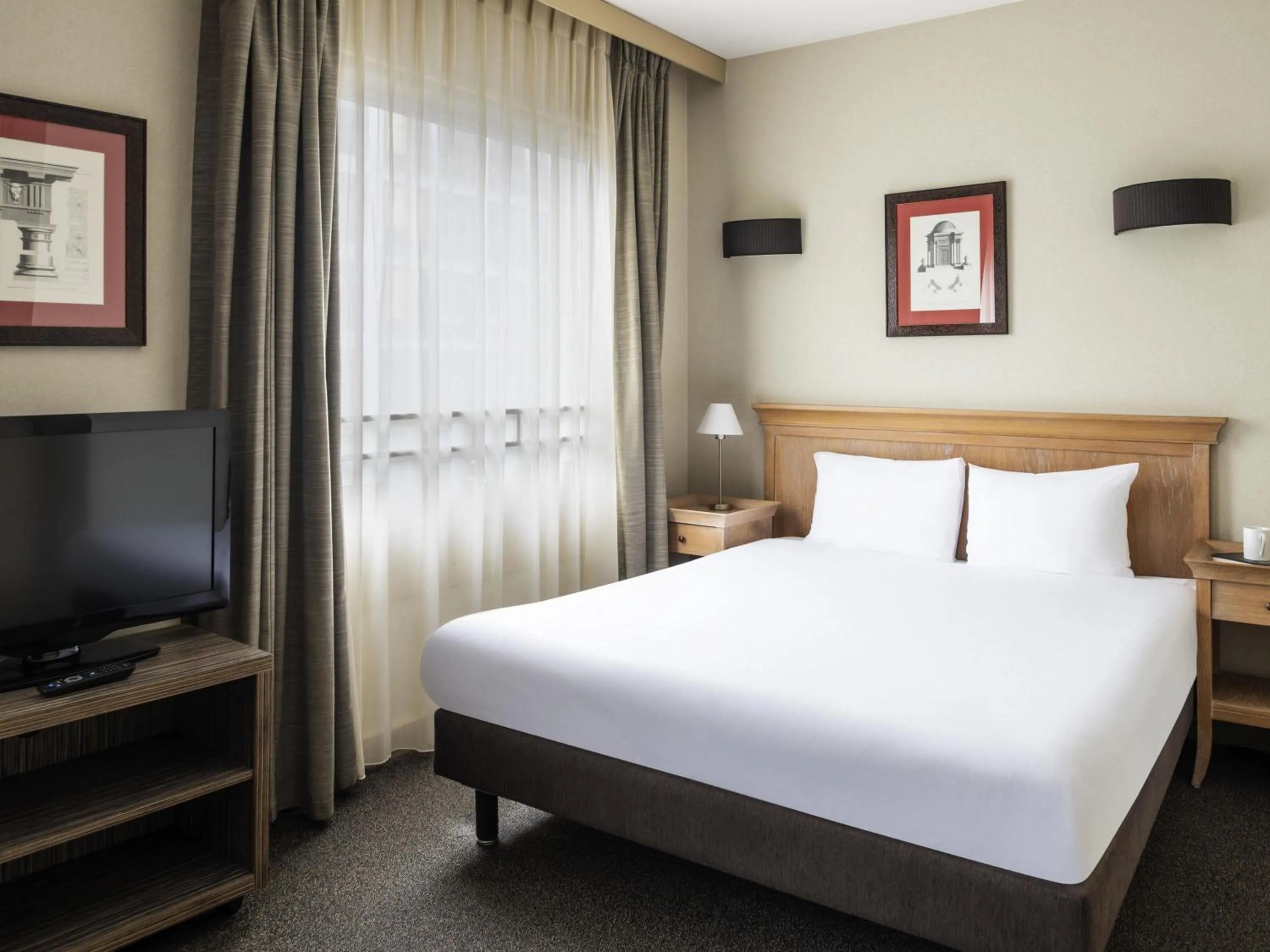 Bedroom, Bed in Aparthotel Adagio La Défense Esplanade