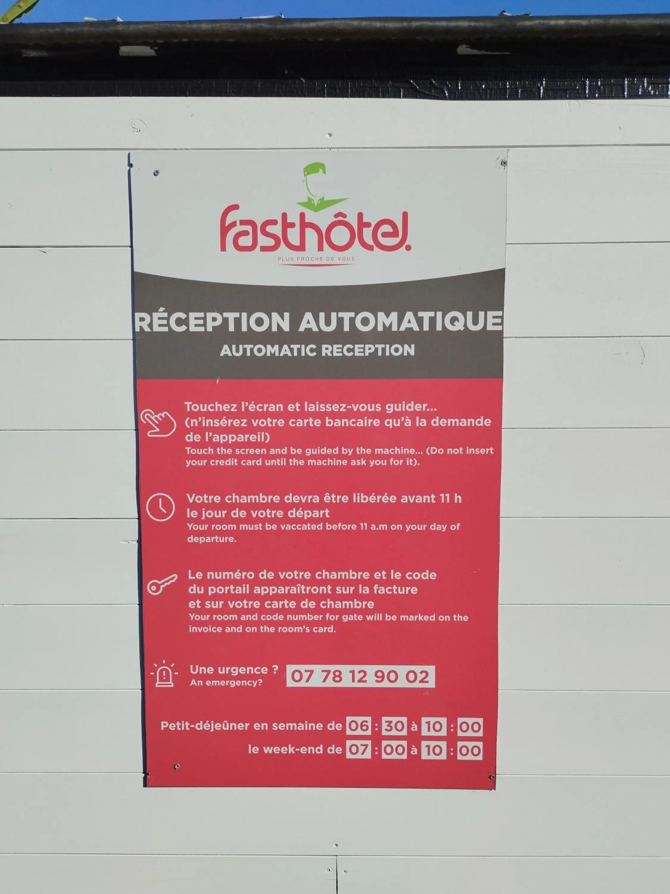 vending machine in Fasthôtel Clermont-Ferrand Gerzat