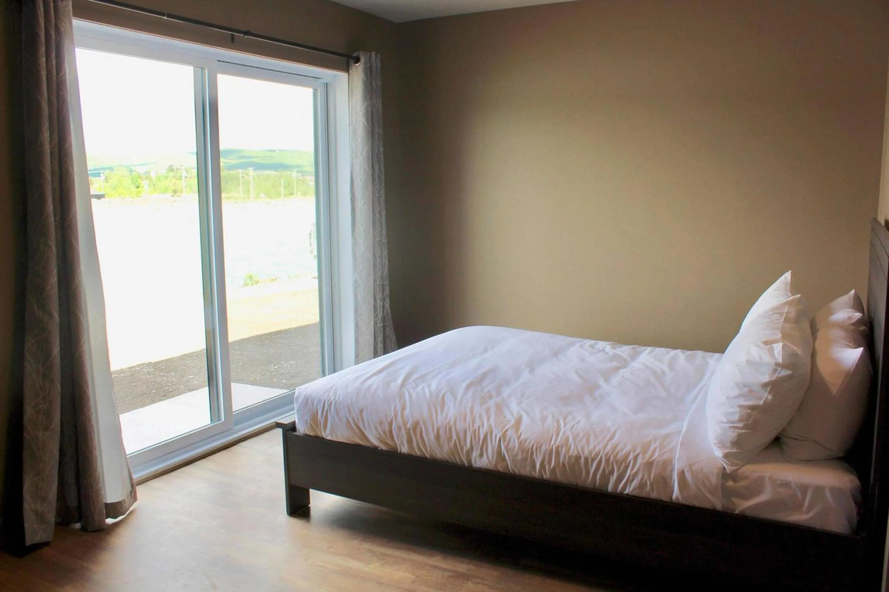 Bedroom, Bed in Hotel du Domaine, an Ascend Collection Hotel
