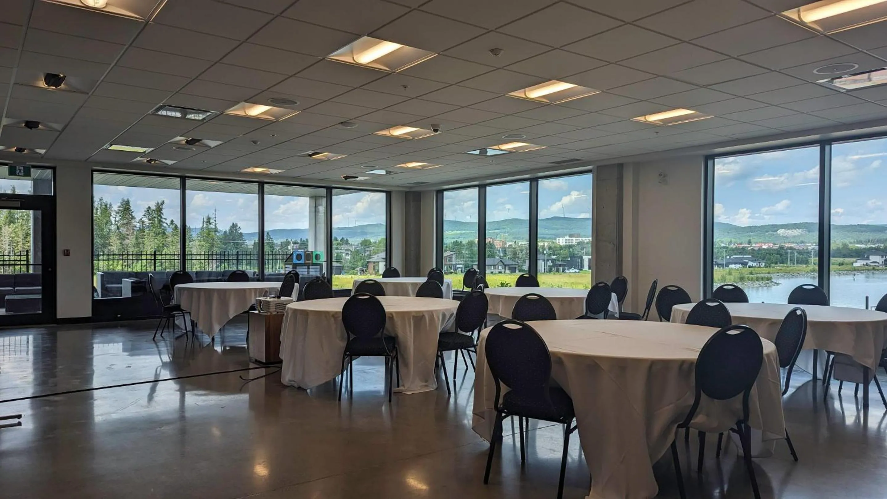 Meeting/conference room in Hotel du Domaine, an Ascend Collection Hotel
