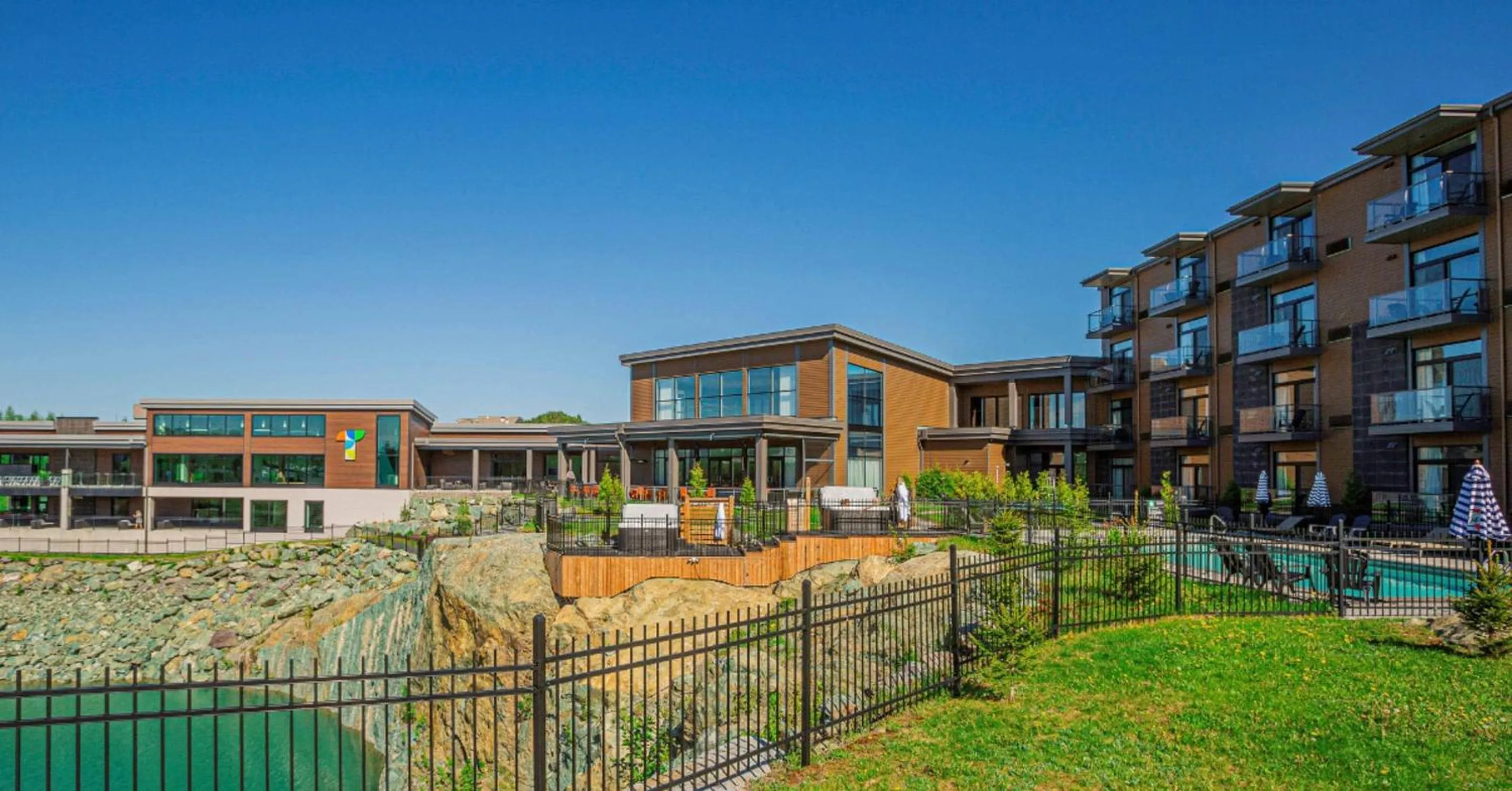 Property building in Hotel du Domaine, an Ascend Collection Hotel