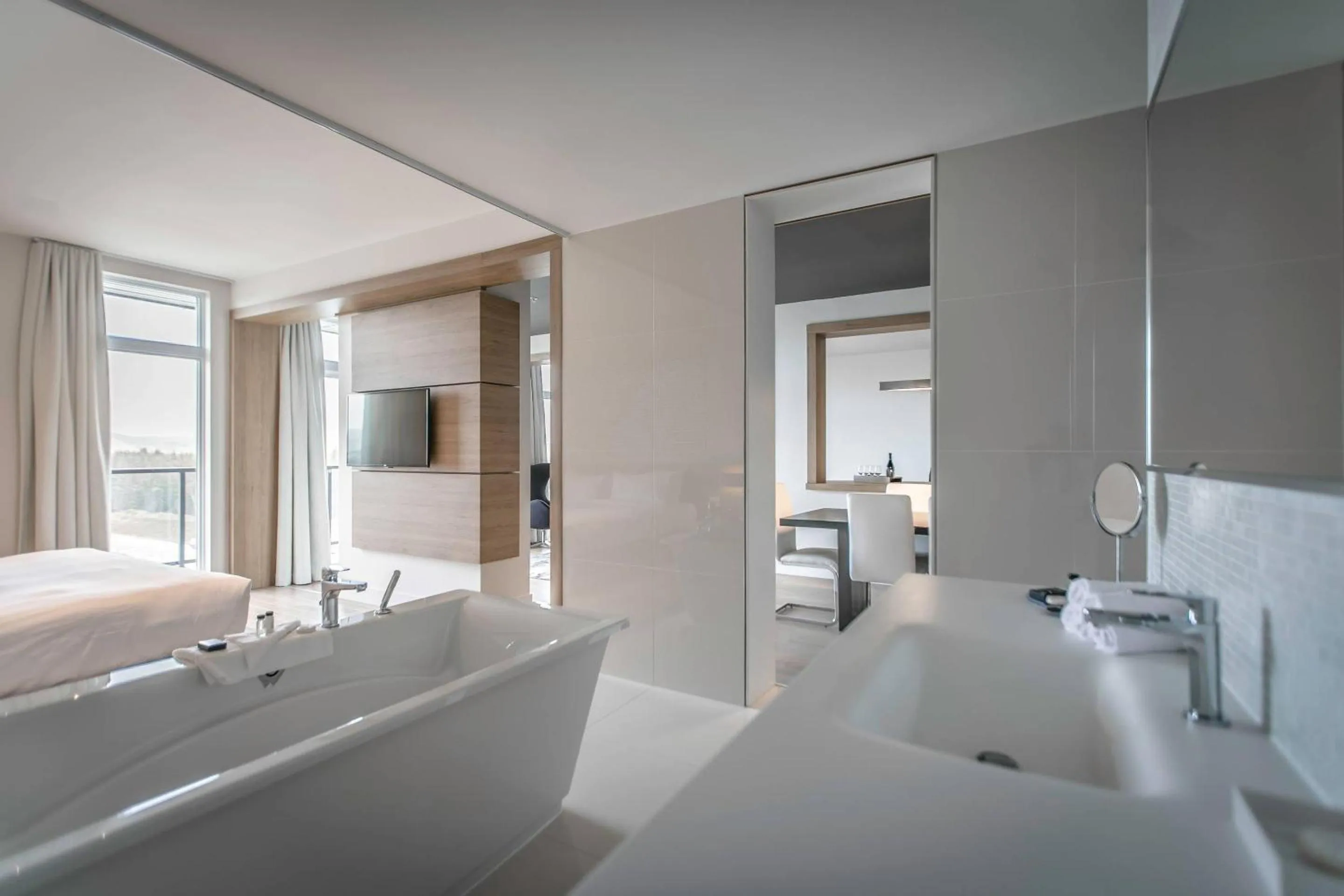 Bedroom, Bed in Hotel du Domaine, an Ascend Collection Hotel