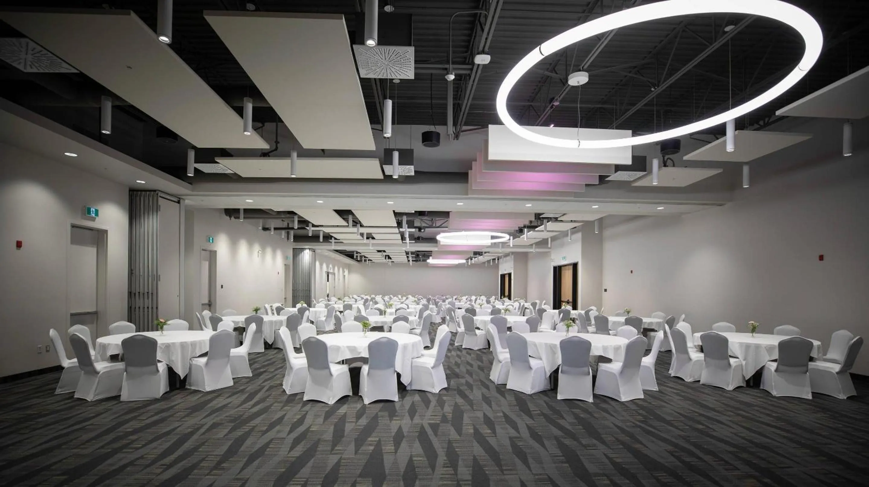 Meeting/conference room in Hotel du Domaine, an Ascend Collection Hotel