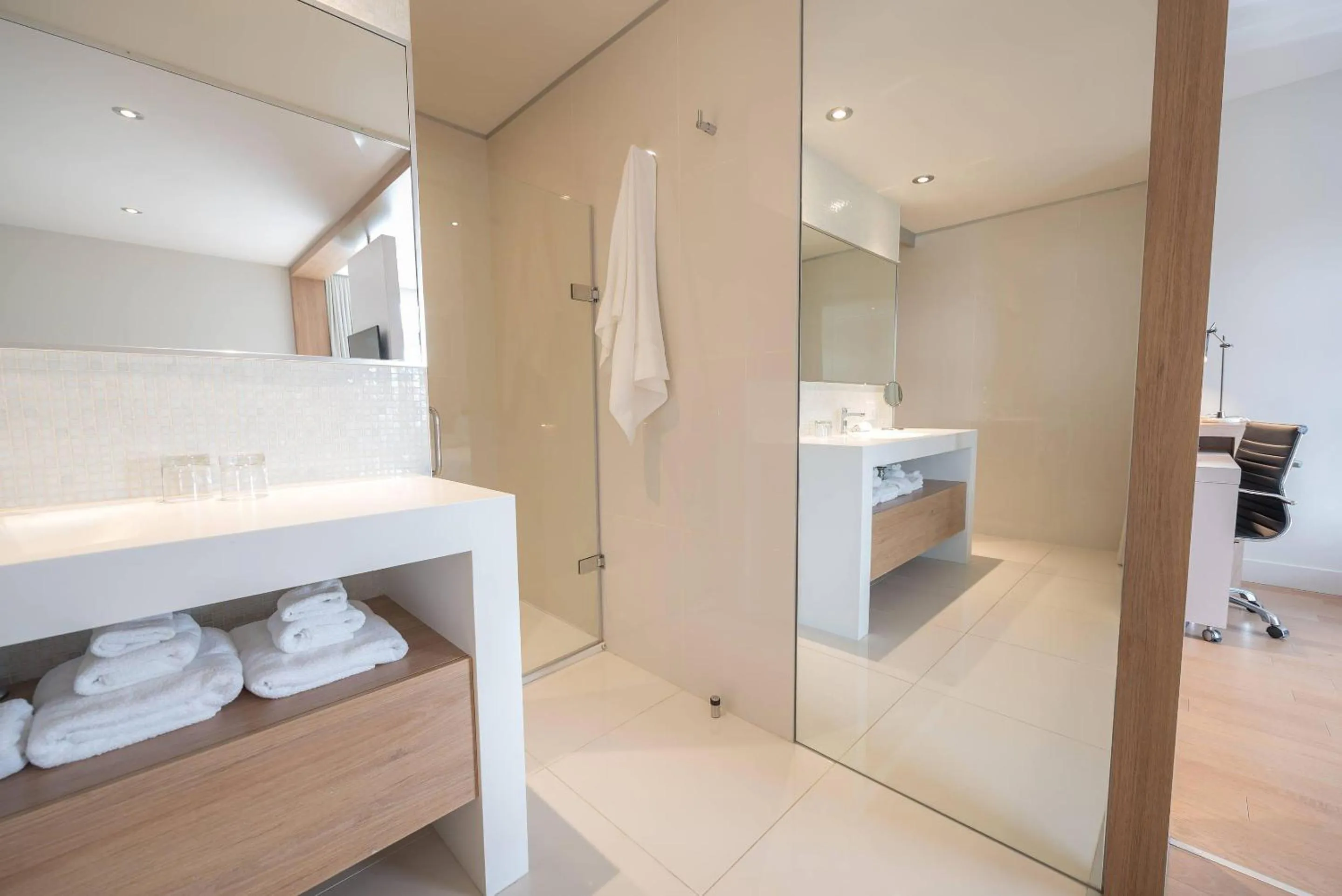 Bedroom in Hotel du Domaine, an Ascend Collection Hotel