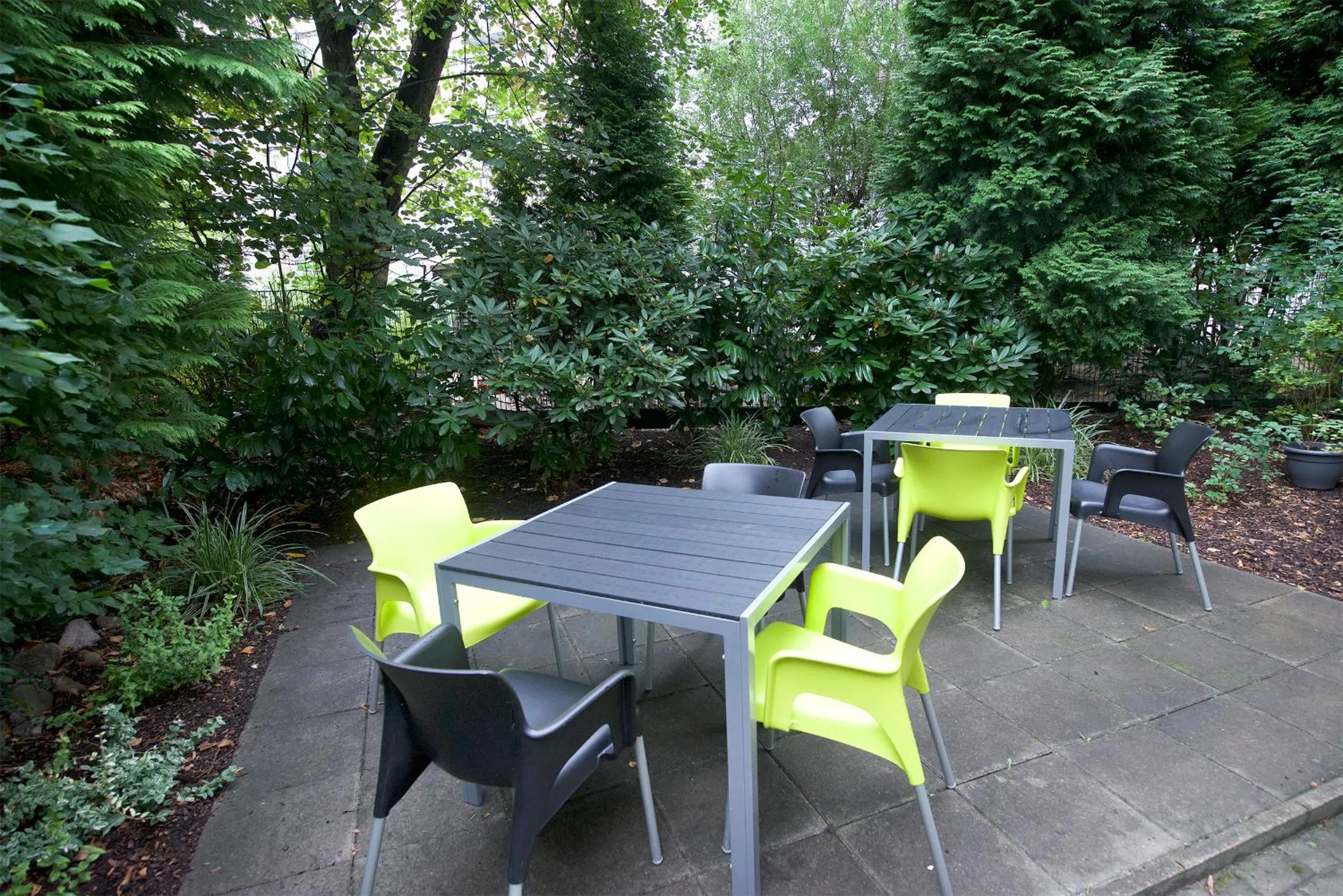 Patio in Basement Rotherbaum