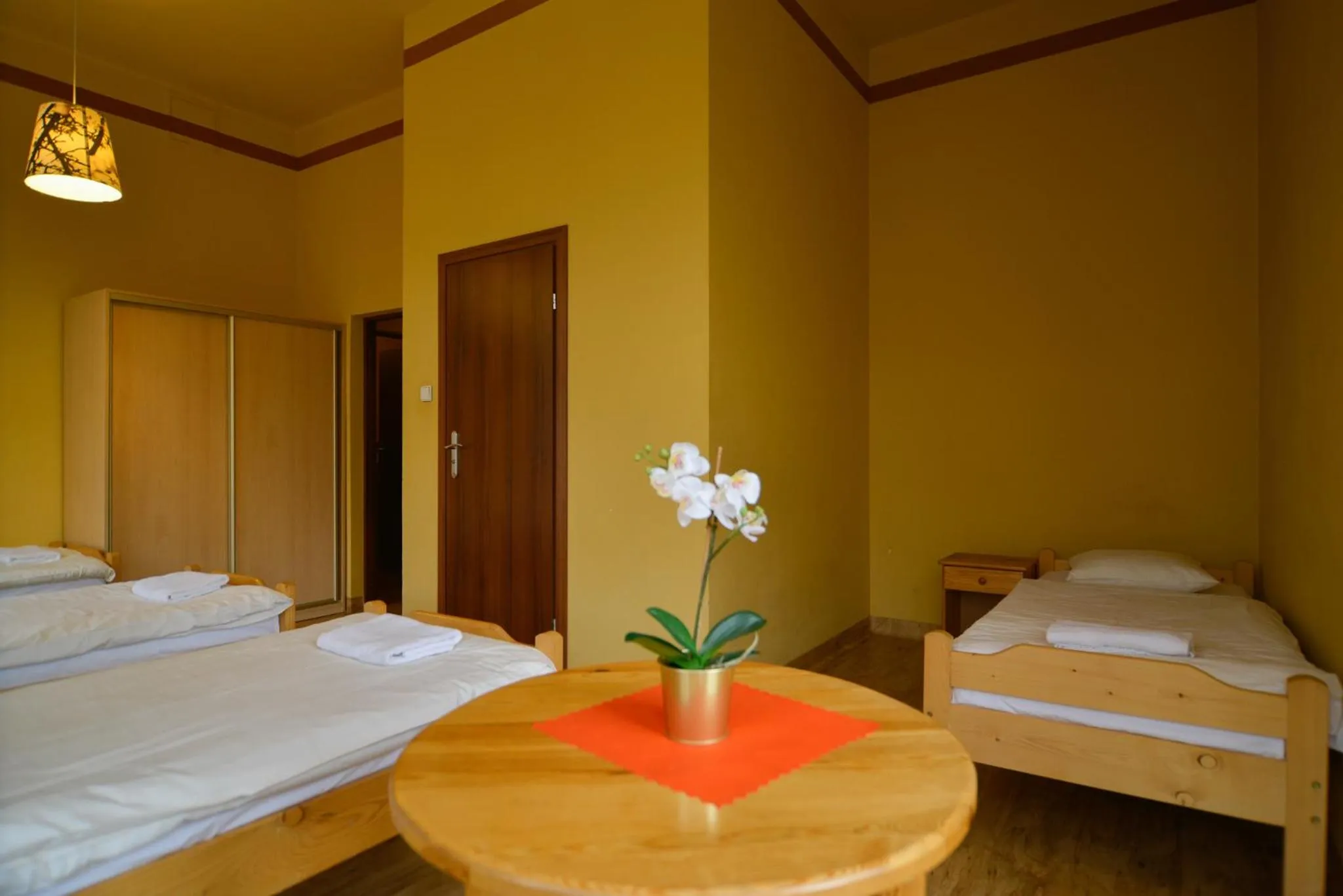 Bed in Dom Turysty PTTK w Bielsku - Białej