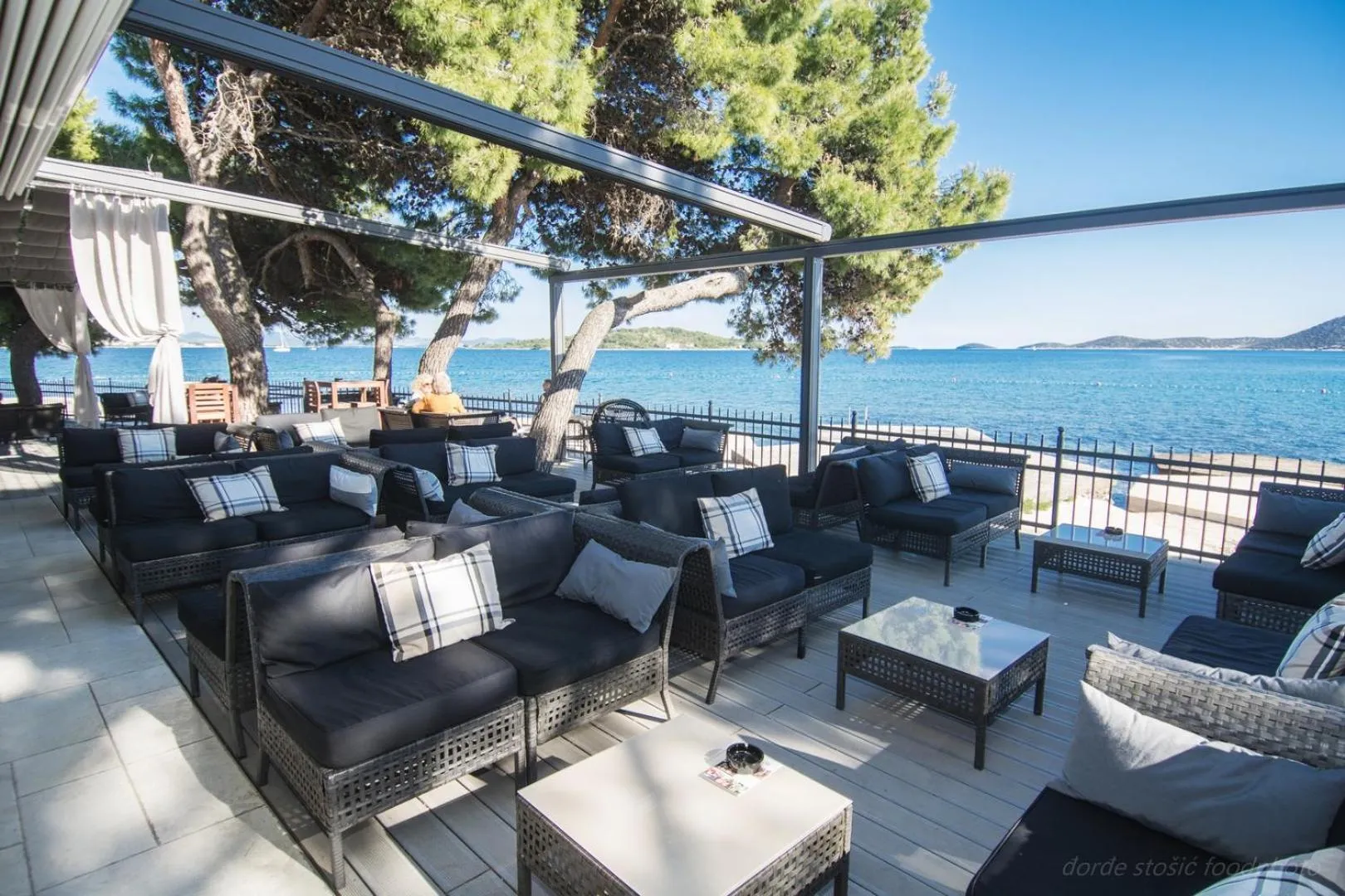 Day in Villas Arausana & Antonina